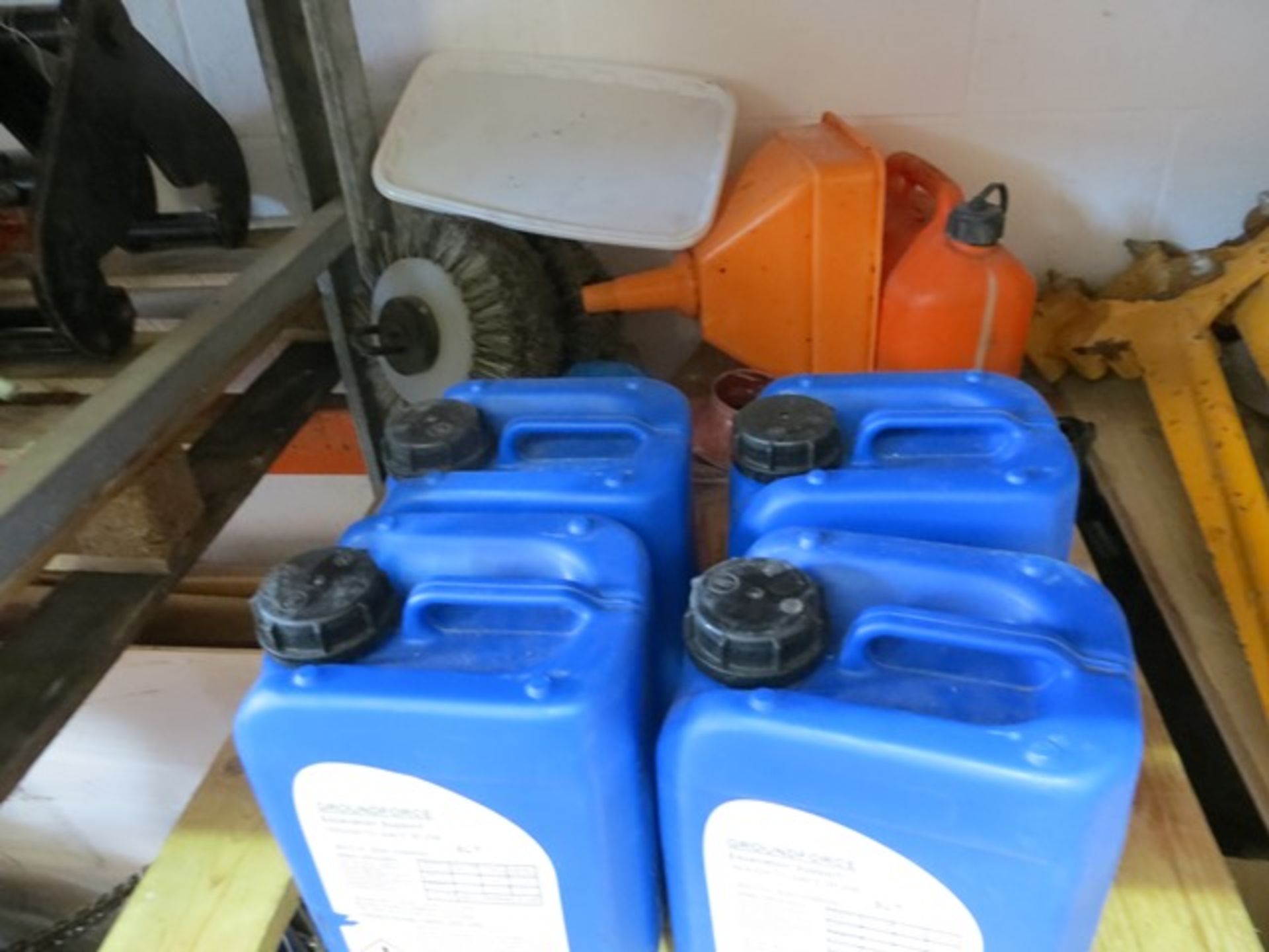 Four 5L containers of Groundforce excavation support Houghto-safe SF25B Hydraulic Fluid * This lot - Image 2 of 2