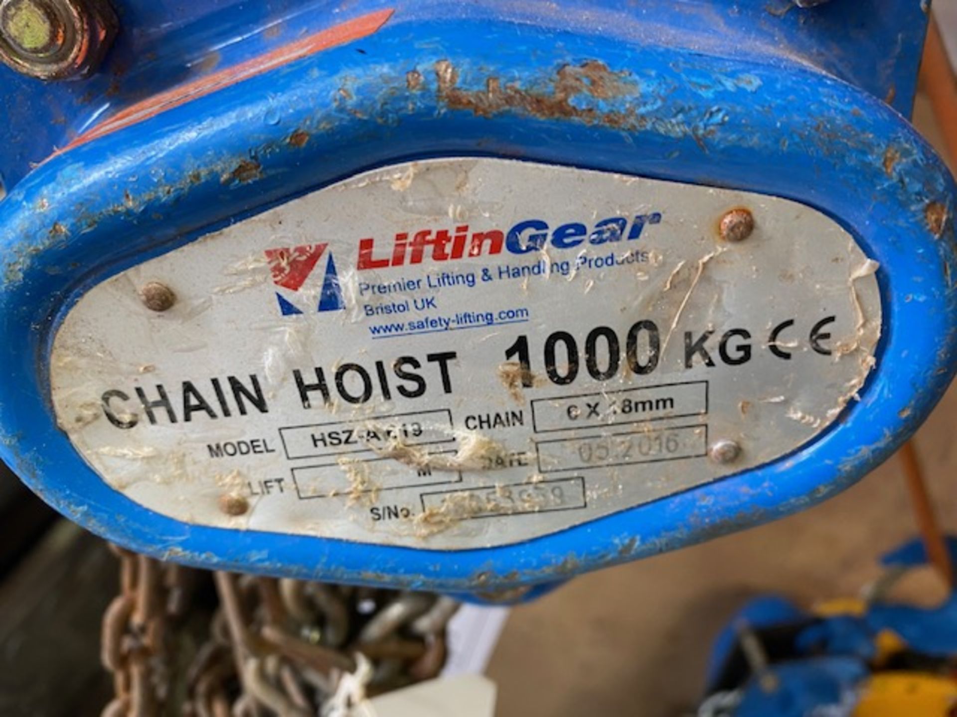 Two Lifting Gear 1000Kg chain hoist s/n 18053939 & 18053946 (2016). *N.B. This lot has no record - Image 2 of 3
