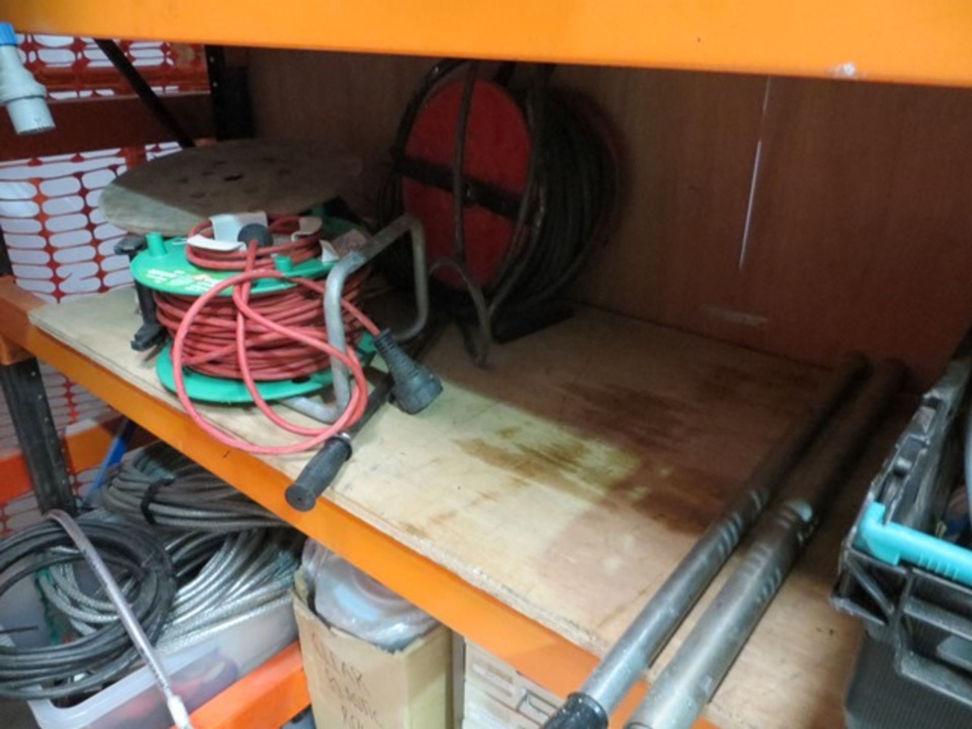 Contents of three shelves to include four Liftin Gear Turfers 3200Kg x1, 1600Kg x2, 800Kg x1, - Image 7 of 7