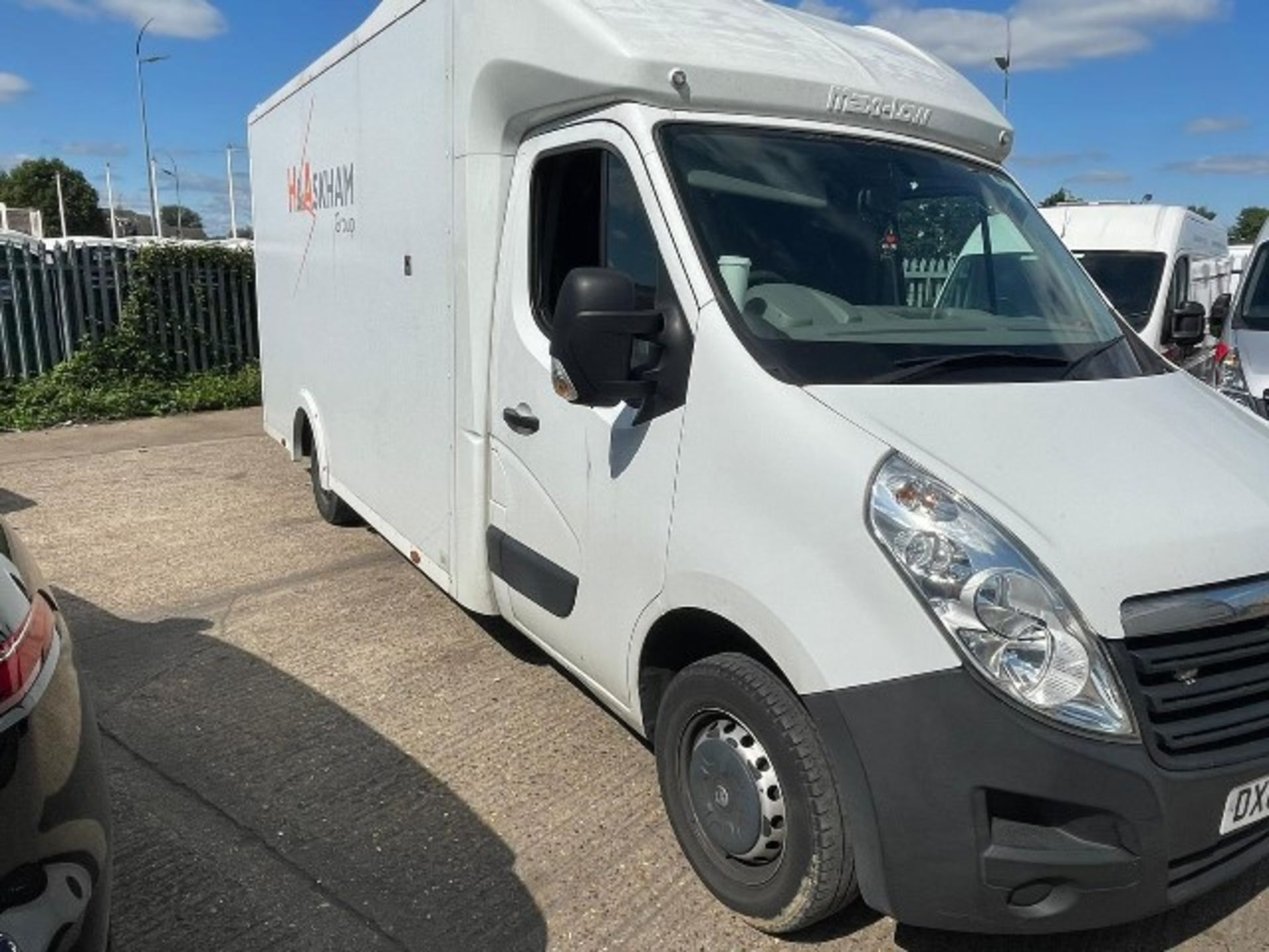 Vauxhall Movano F3500 L3H1 CDTI 2299cc 6-speed manual diesel white Luton van Registration No. DX67 - Image 2 of 13