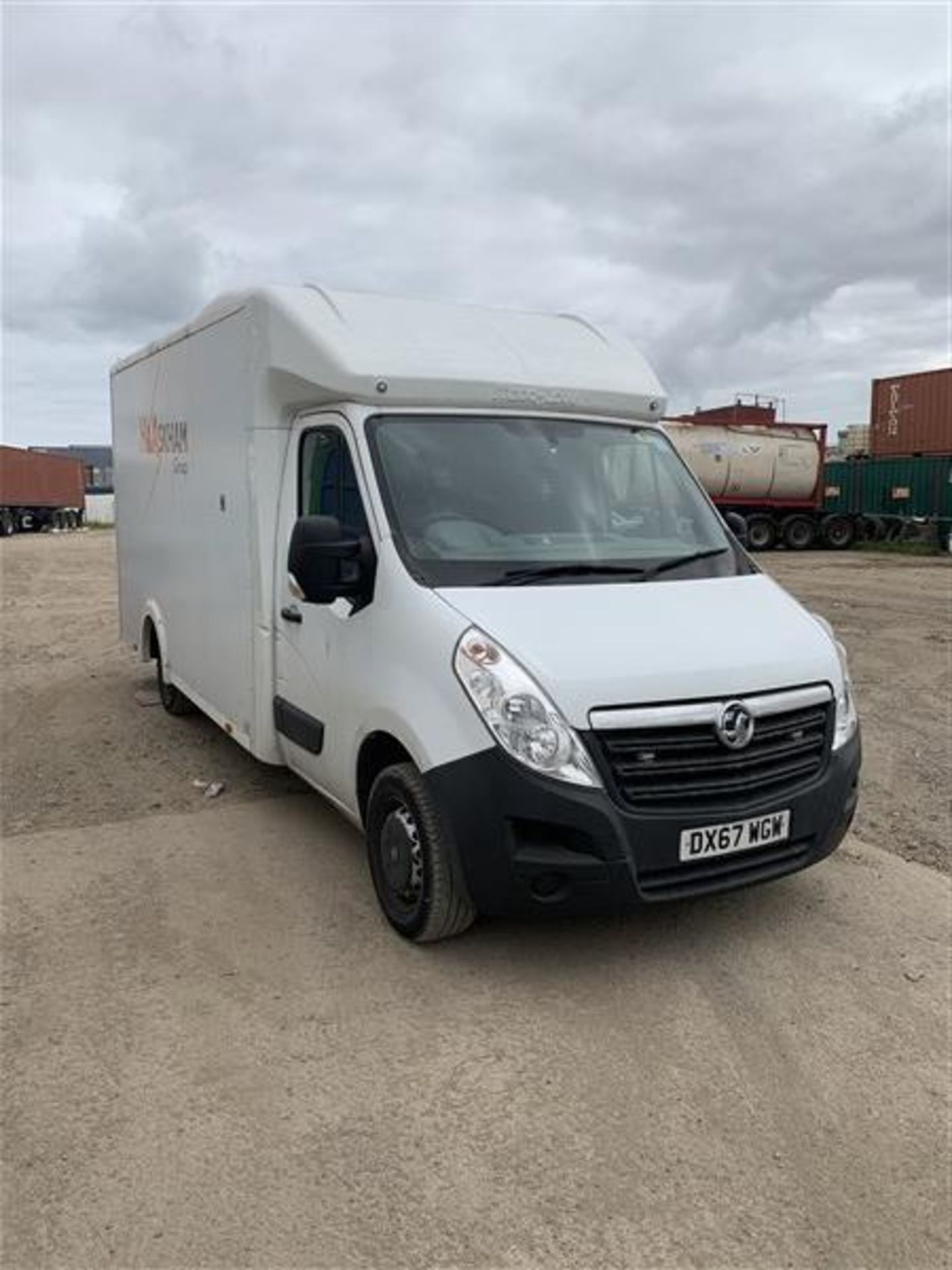 Vauxhall Movano F3500 L3H1 CDTI 2299cc 6-speed manual diesel white Luton van Registration No. DX67 - Image 8 of 13