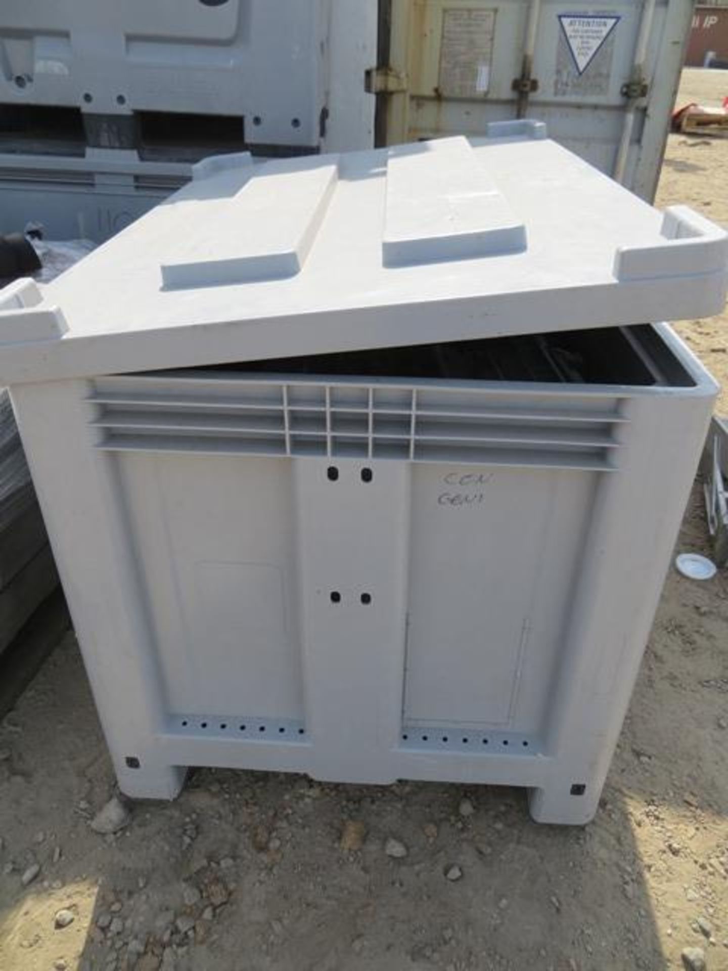 Stackable Fishbox storage container approx. 1200mm (L) x 800mm (W) x 800mm (H) c/w 12 empty carry - Image 2 of 2
