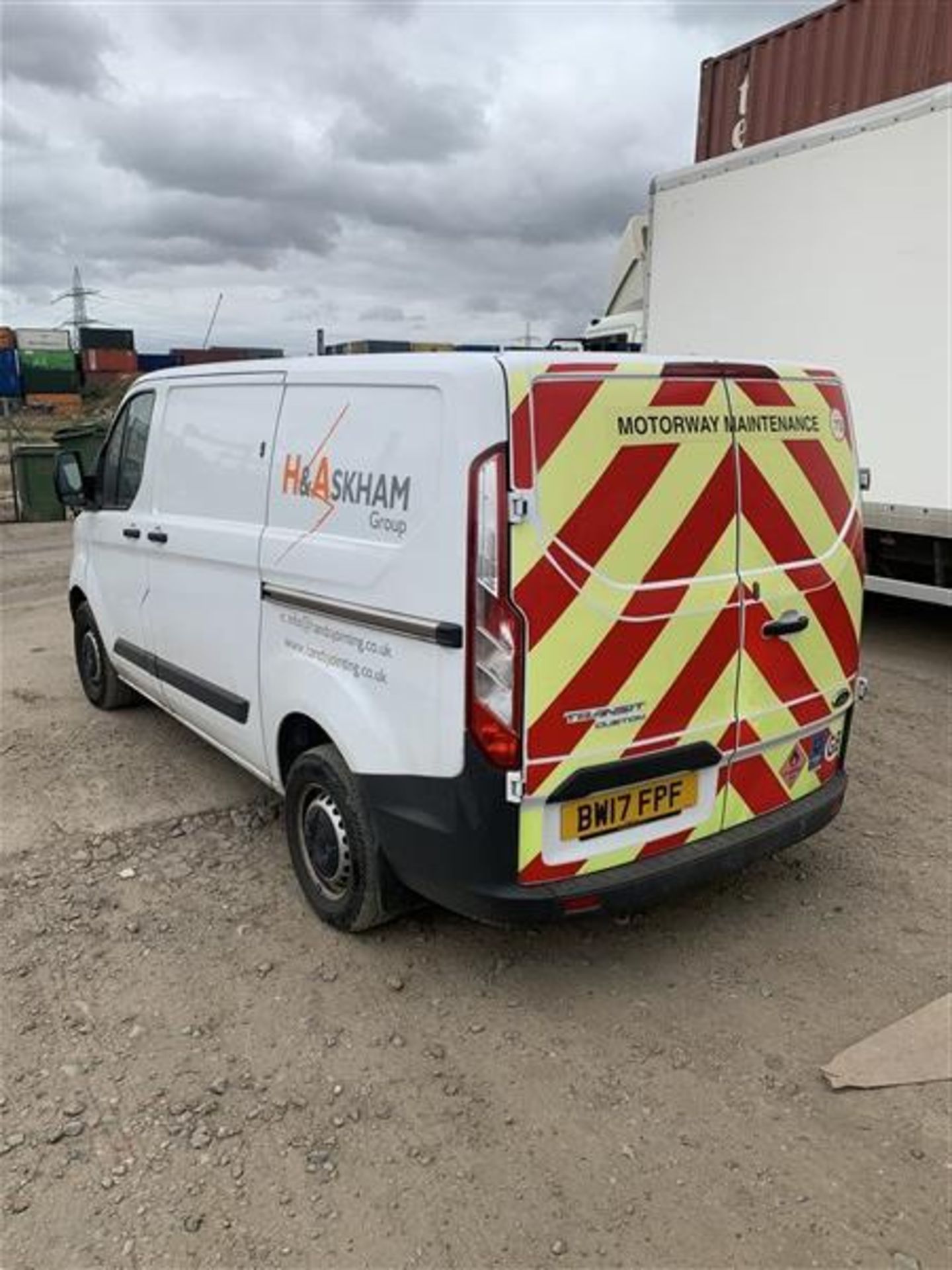 Ford Transit Custom 270 6-speed manual diesel white panel van Registration No. BW17 FPF d.o.r. 30/ - Image 7 of 10