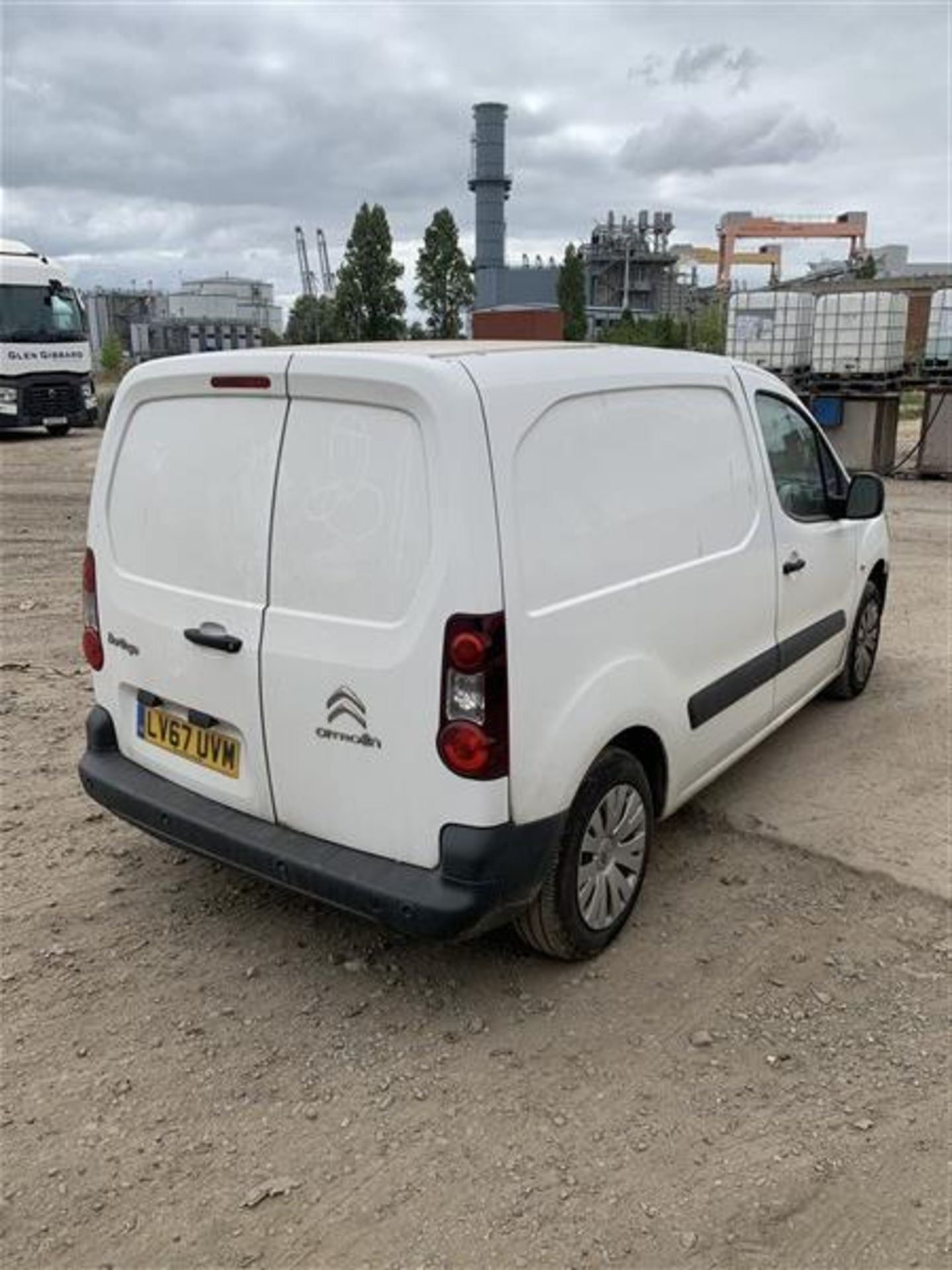 Citroen Berlingo 625 EN-Prise Blu 1560cc 5-speed manual diesel white panel van Registration No. LV67 - Image 8 of 10