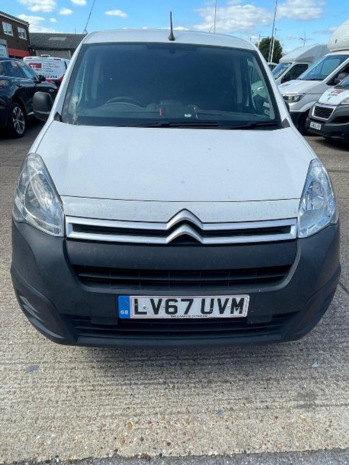 Citroen Berlingo 625 EN-Prise Blu 1560cc 5-speed manual diesel white panel van Registration No. LV67