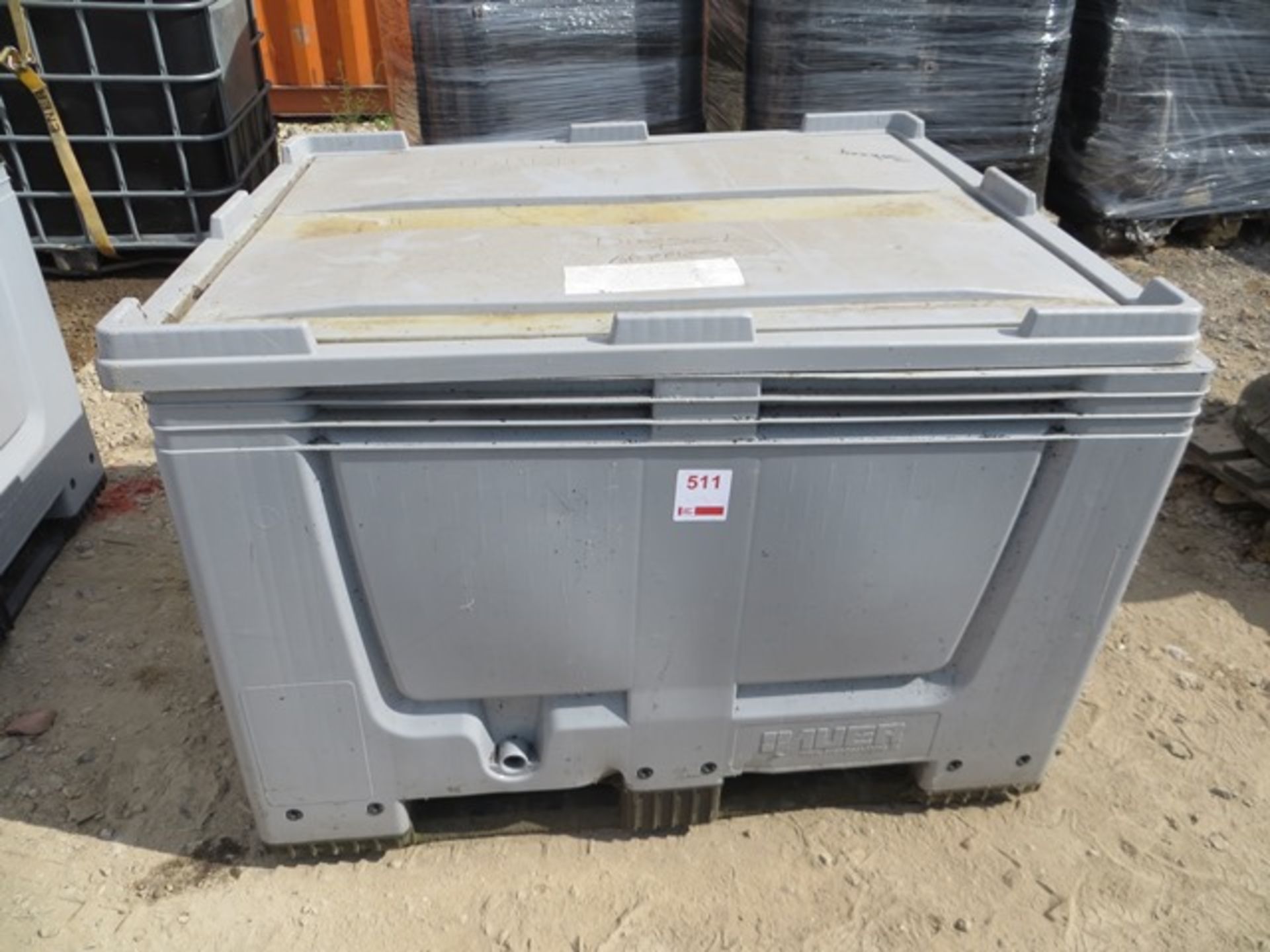 Stackable Fishbox storage container approx. 1200mm (L) x 800mm (W) x 800mm (H) c/w 11 empty Jerry - Image 3 of 3