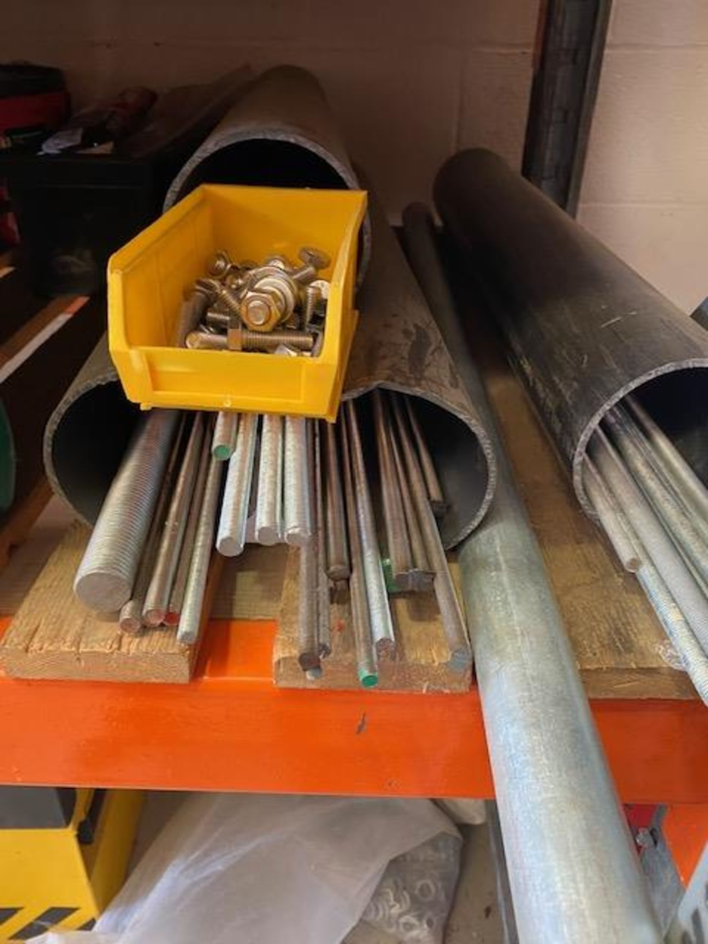 Contents of shelf to include threaded bar, nuts, bolts as lotted * This lot is located at Unit 15, - Image 3 of 8