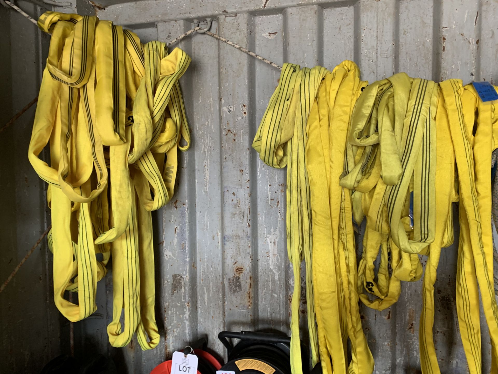 A large quantity of used lifting slings (not all have test tapes) + Rope. *N.B. This lot has no - Image 3 of 8