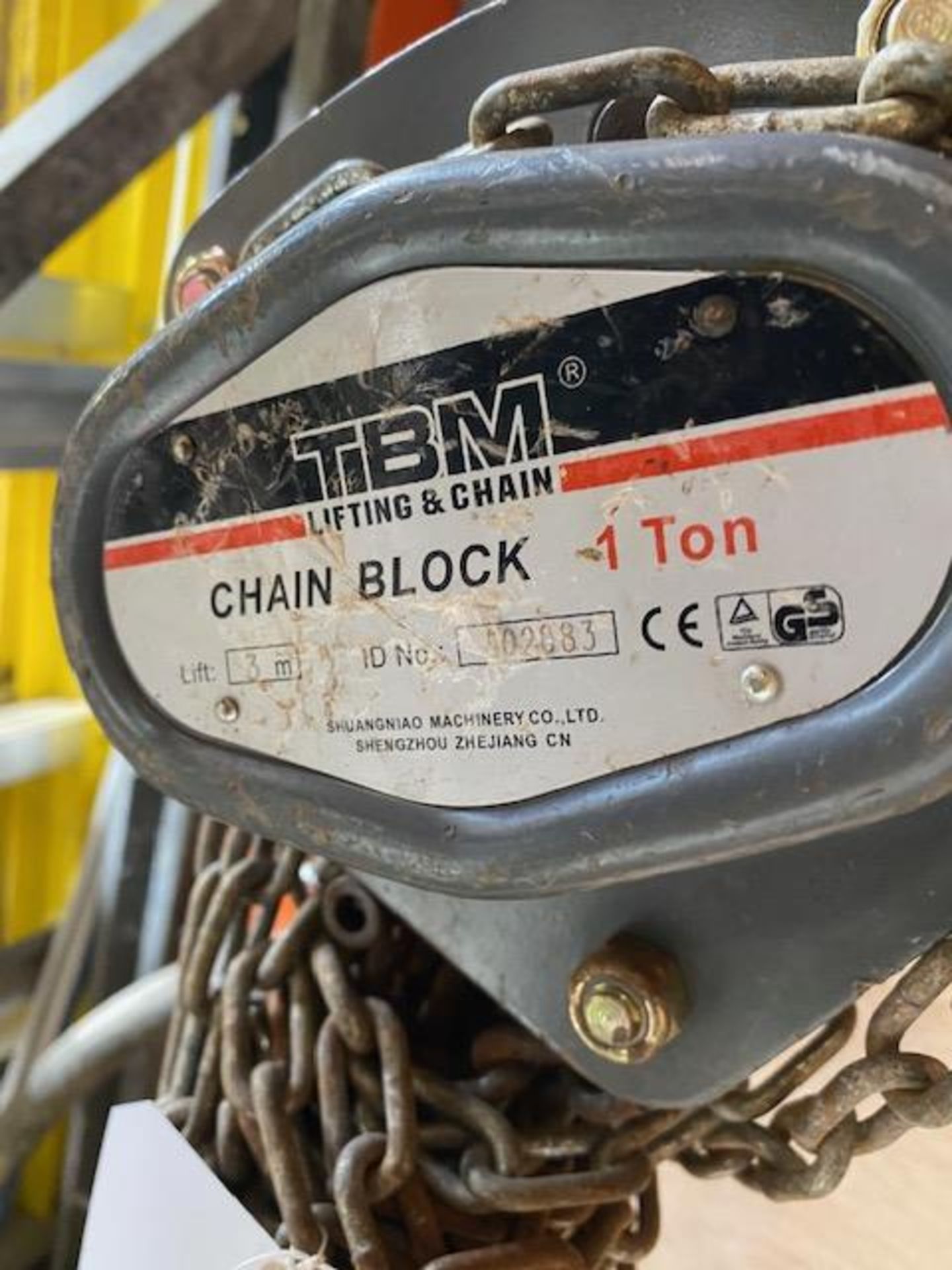 TBM Chain Block 1 tonne 3m s/n 802083. *N.B. This lot has no record of Thorough Examination. The