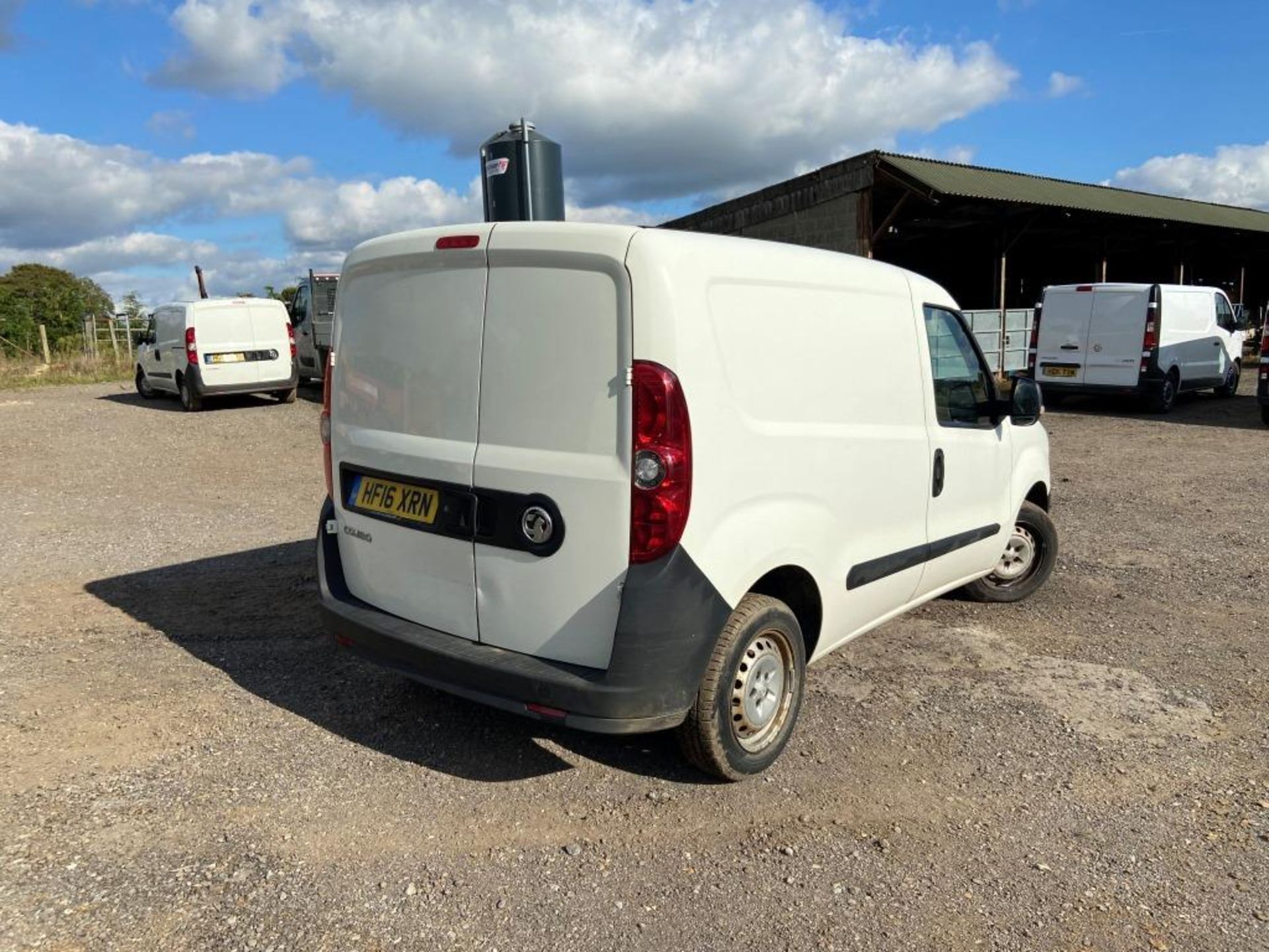 Vauxhall Combo 2000 L1H1 CDTi panel van (2016) - Image 7 of 18