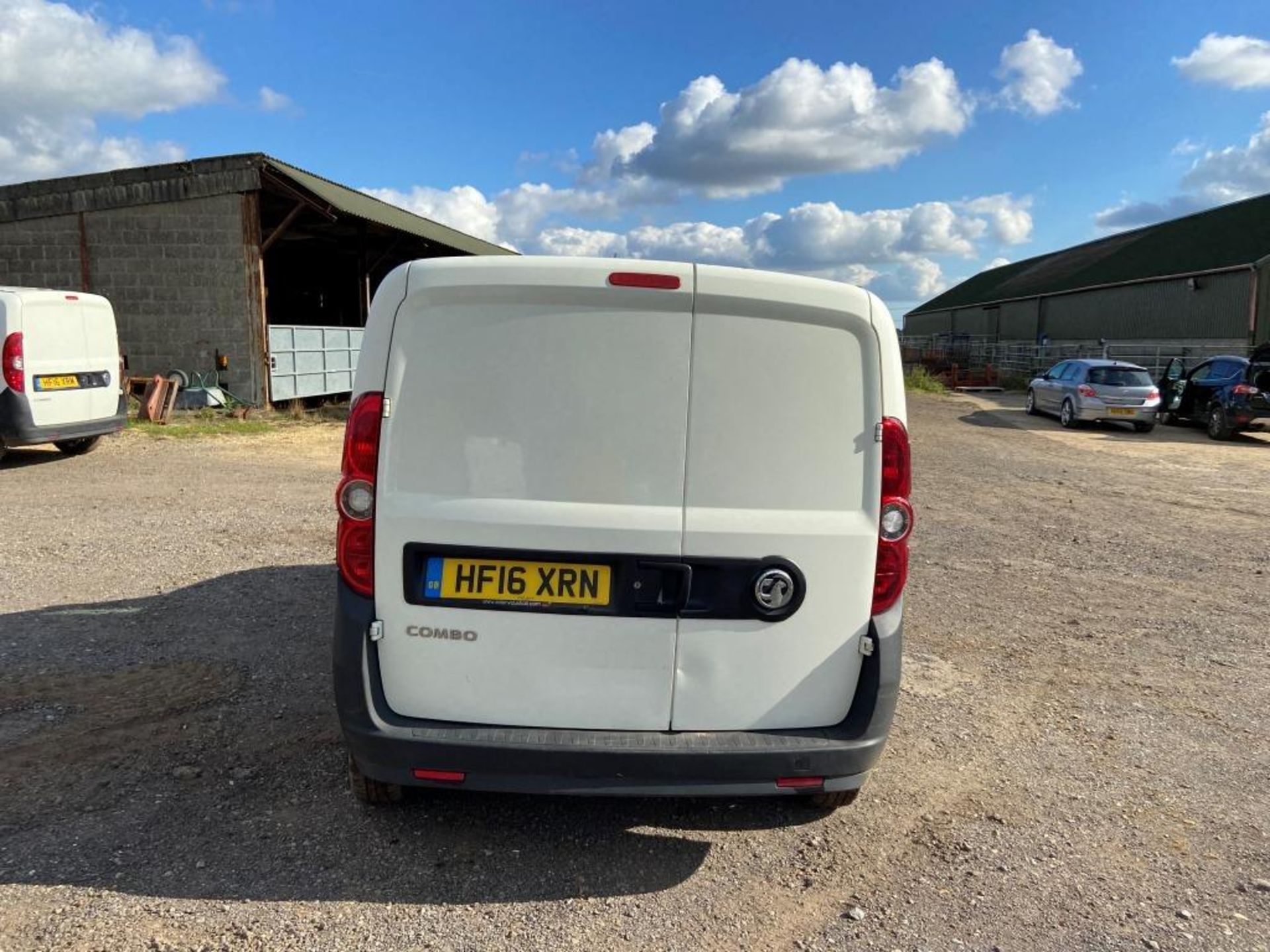 Vauxhall Combo 2000 L1H1 CDTi panel van (2016) - Image 6 of 18