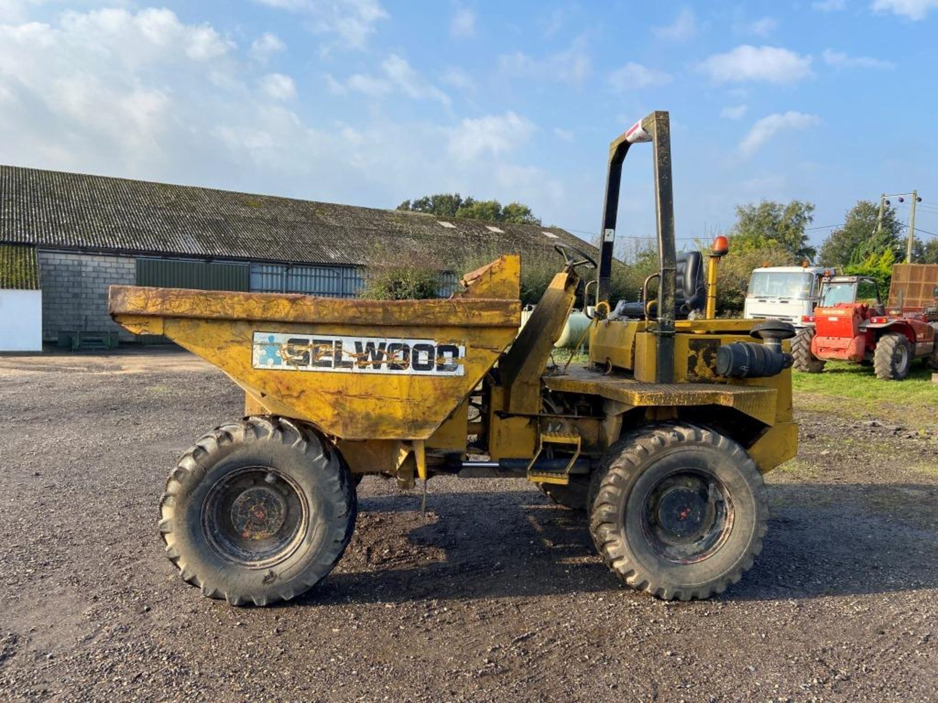 Thwaites 6 ton dumper (1998) - Image 2 of 10