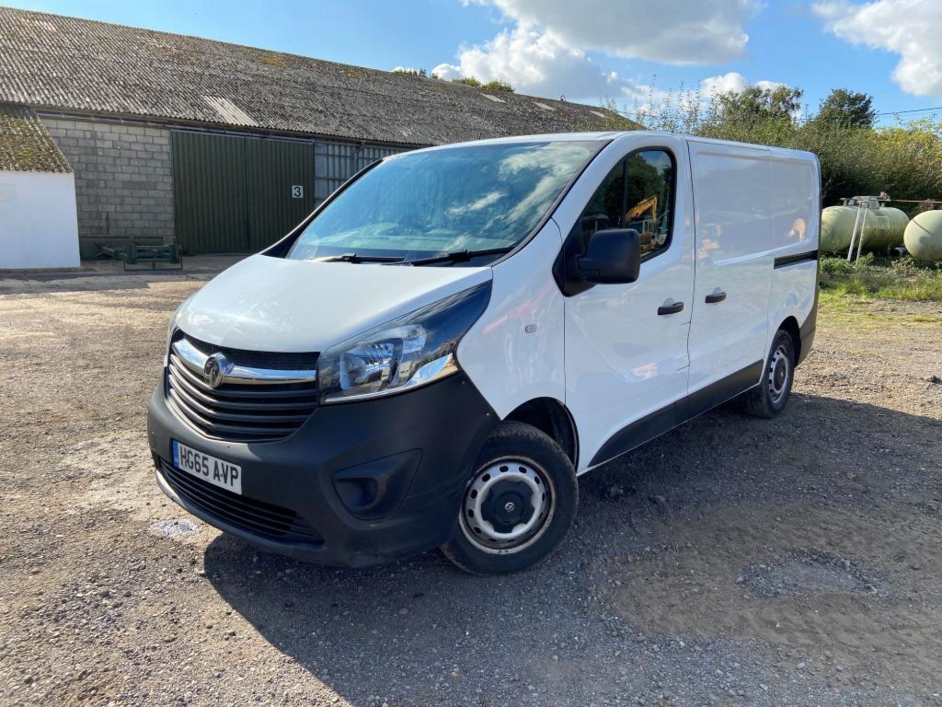 Vauxhall Vivaro 2700 CDTI van (2015) - Image 3 of 26