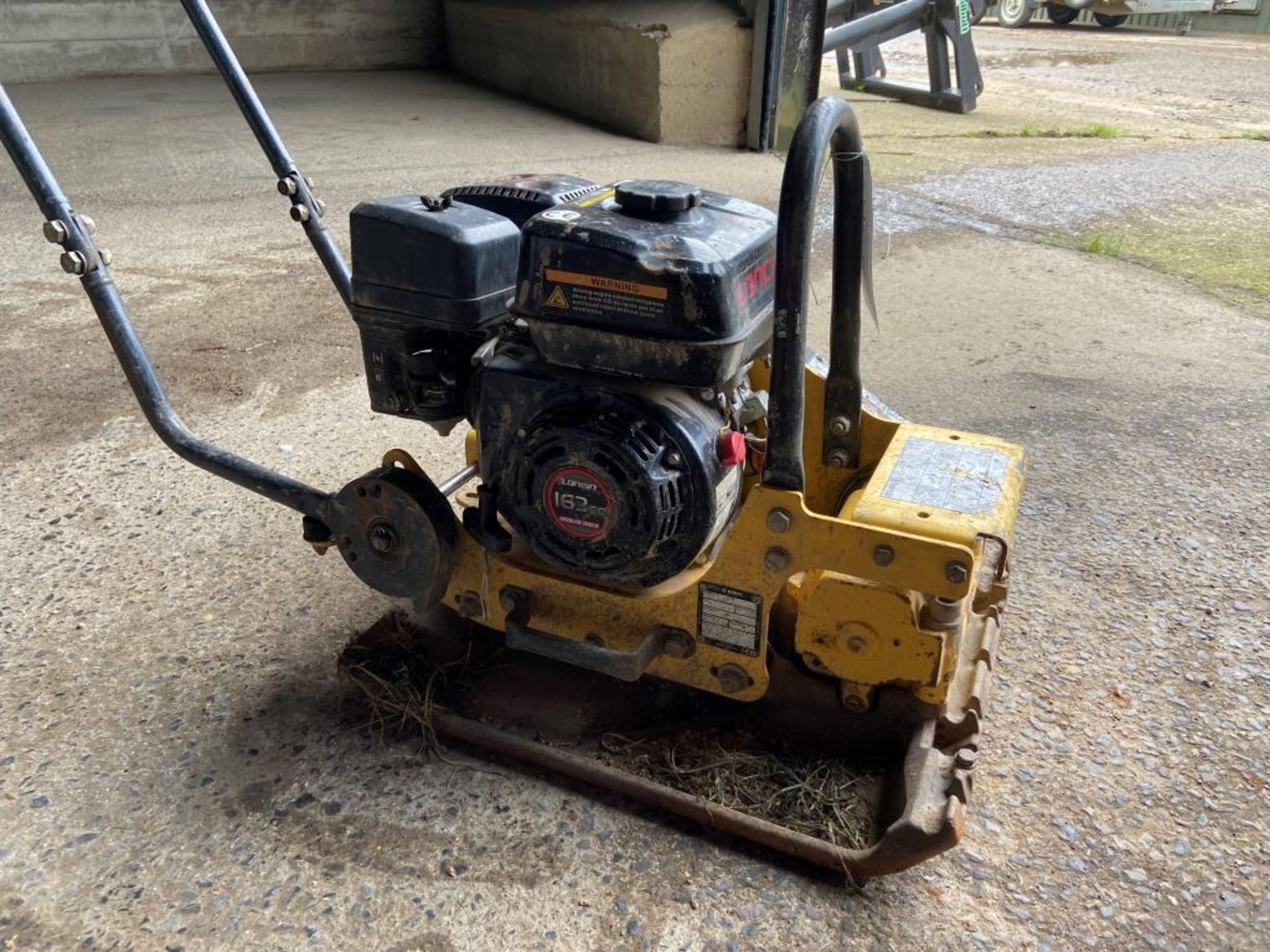 Bomag BVP18/45 petrol vibratory plate compactor, YOM: 2016 - Image 4 of 4