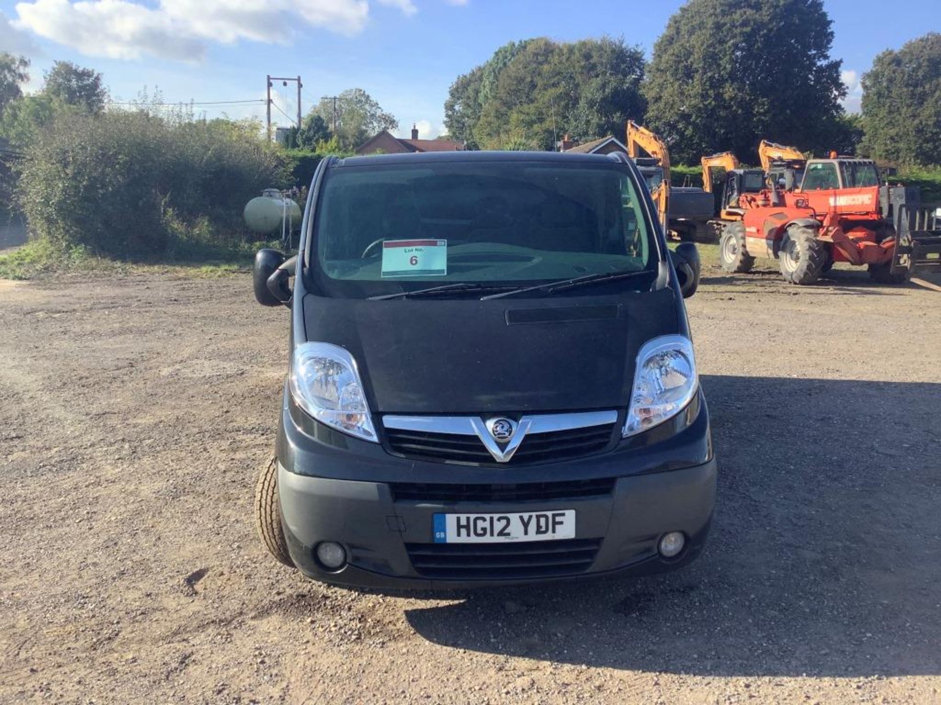 Vauxhall Vivaro 2900 Sport CDTi LW panel van (2012) - Image 2 of 31