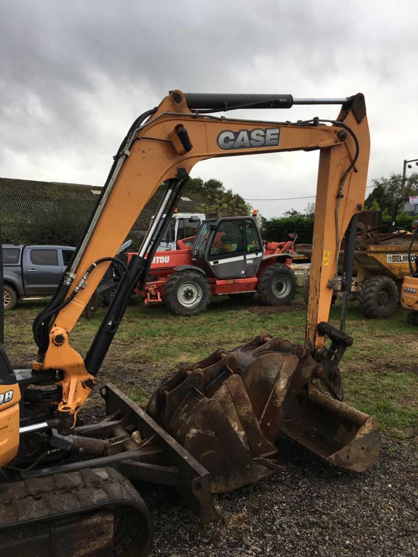 Case CX50B excavator (2013) - Image 6 of 20