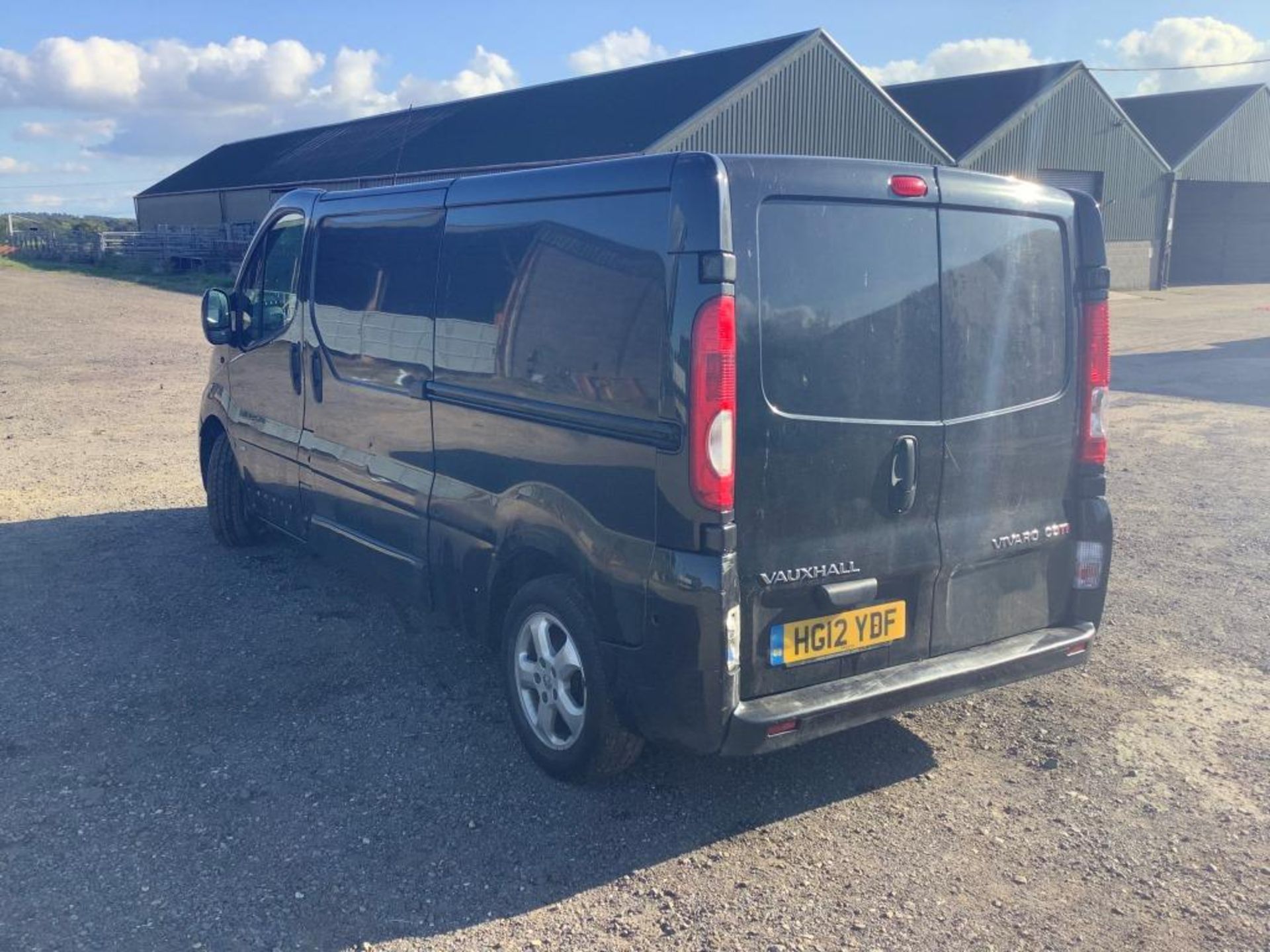 Vauxhall Vivaro 2900 Sport CDTi LW panel van (2012) - Image 5 of 31