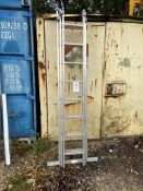 Youngman T200 extendable 2.5m triple aluminium ladder