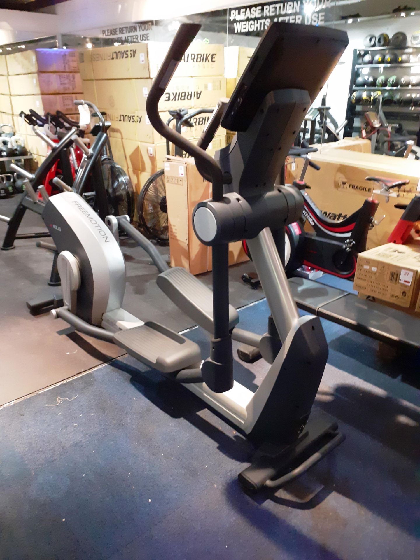 Cross Trainer E10.6 Ex- Display - Image 2 of 3