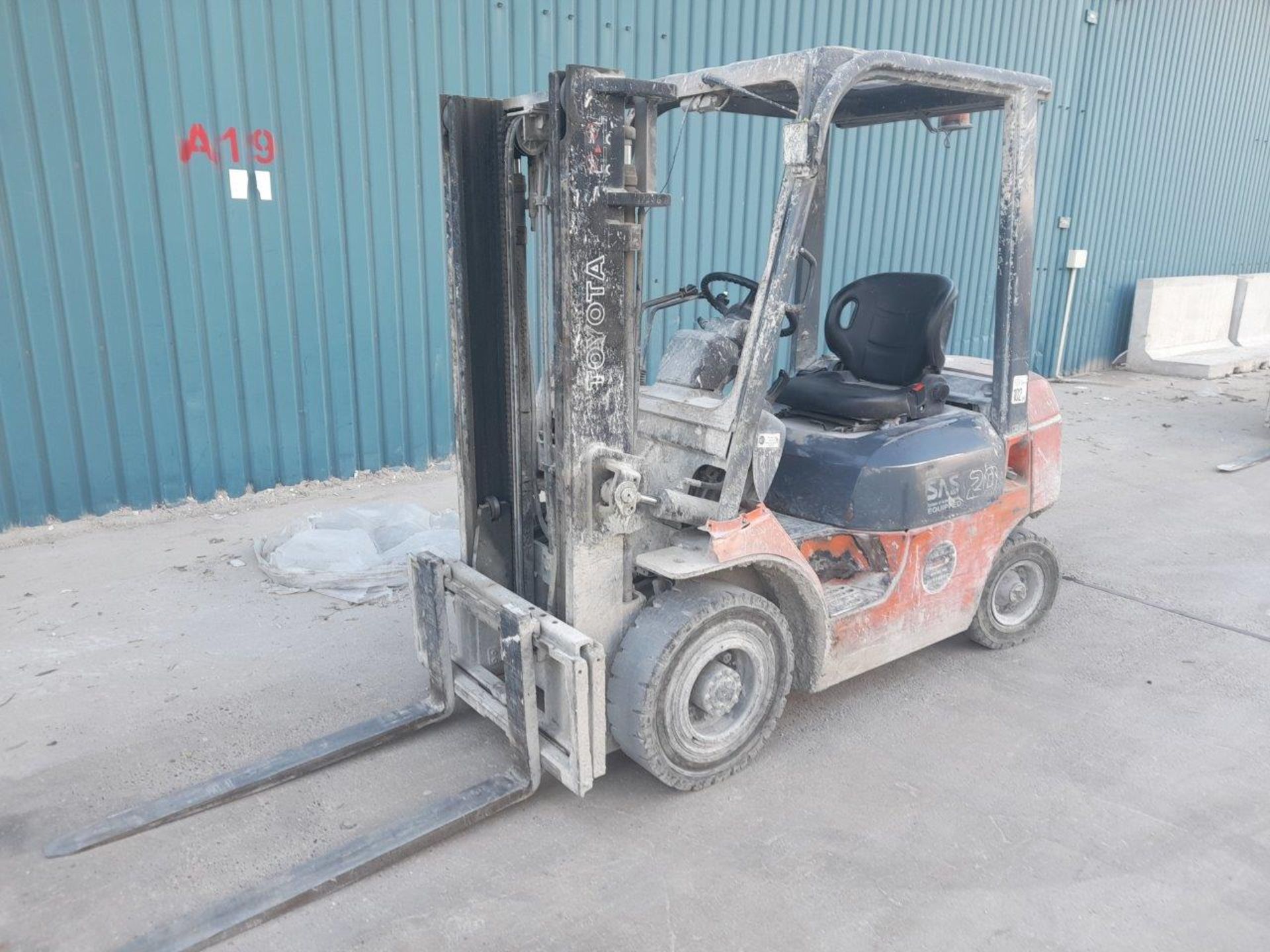 Toyota 62-7FDF20 forklift - Image 2 of 8