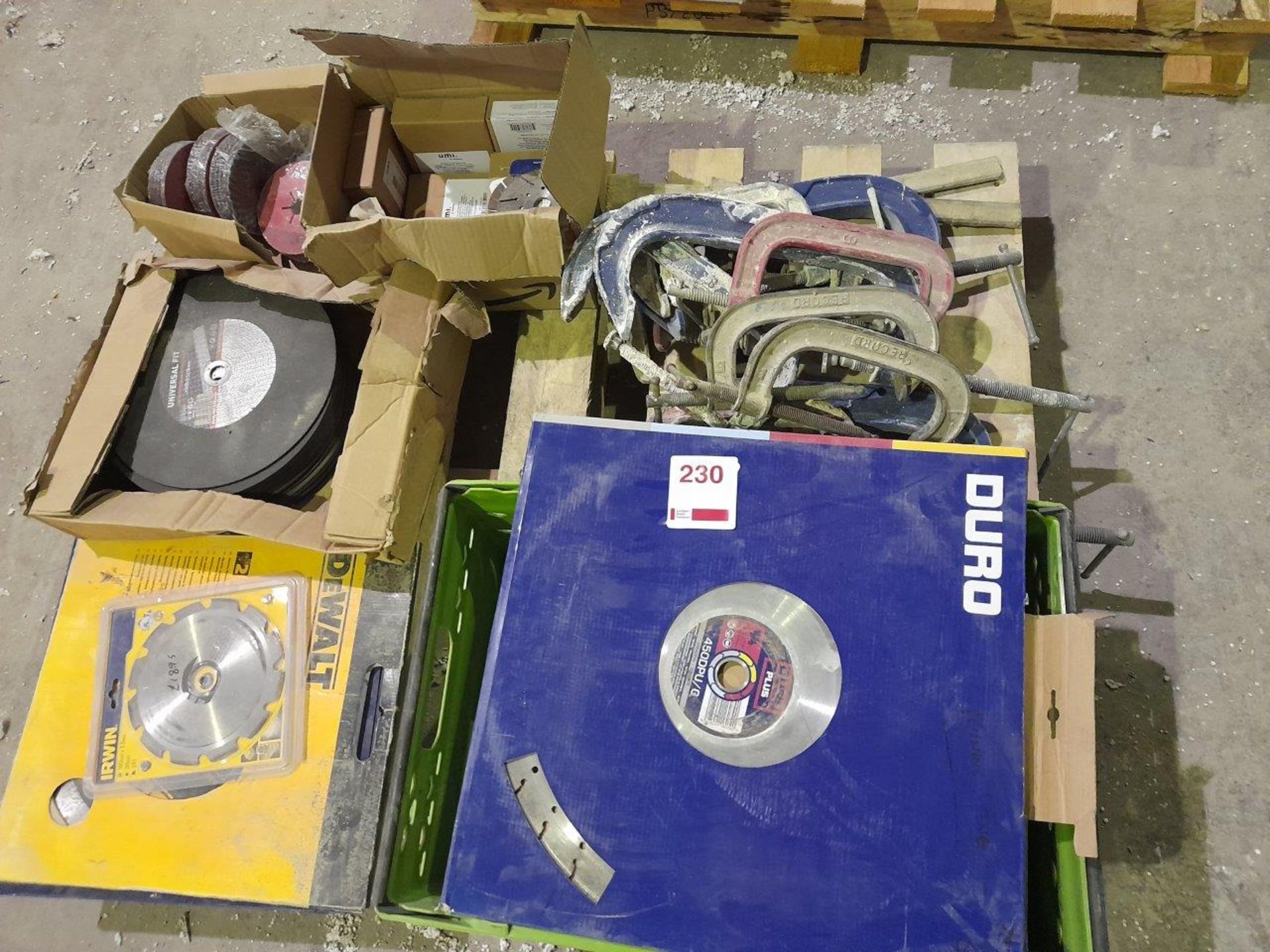Quantity of assorted sawblades, cutting discs and G-Clamps on 1 pallet