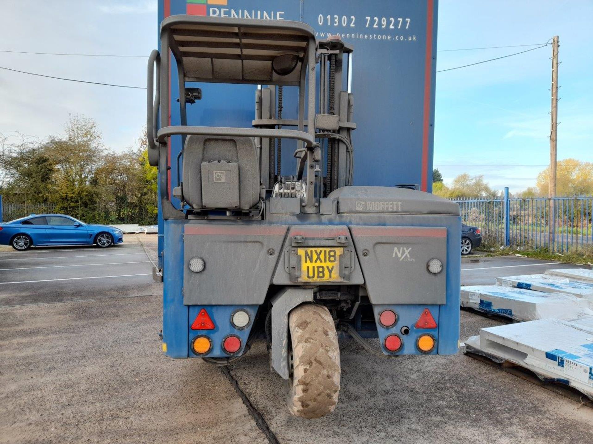 2018 Cargotec Moffet M5 forklift - Image 2 of 5