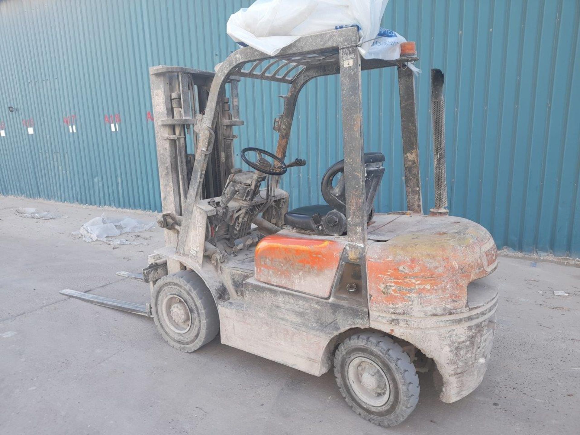 Nexen FD25 forklift