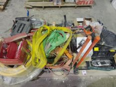 Quantity of assorted hand tools, hose etc. on 1 pallet