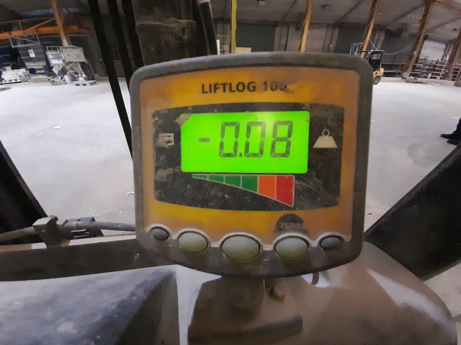 2012 Hyundai 30BPI-9 forklift - Image 8 of 10