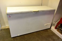 Whirlpool chest freezer, 240v, 1620mm length