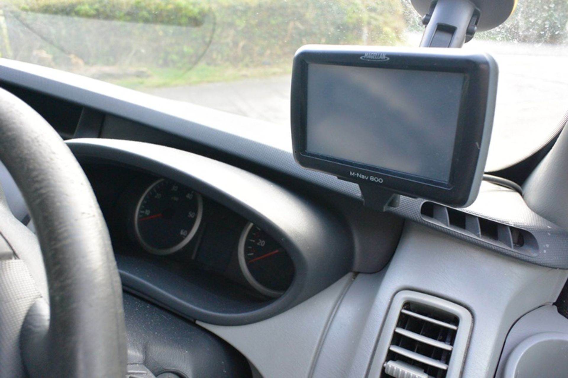 Renault Trafic SL27 DCi 2.0 diesel refrigerated van, with roof mounted GAH chiller unit & control, - Image 20 of 27