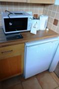 Bosch Economic refrigerator, microwave, kettle, toaster (Please note: This lot is located in