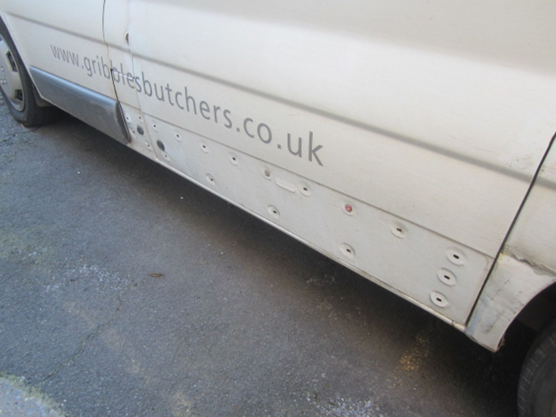 Renault Trafic SL27 DCi 2.0 diesel refrigerated van, with roof mounted GAH chiller unit & control, - Image 13 of 27