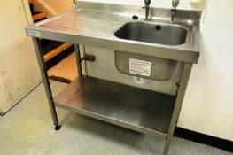 Sissons stainless steel single basin sink, approx width 1000mm (please note: purchaser required to
