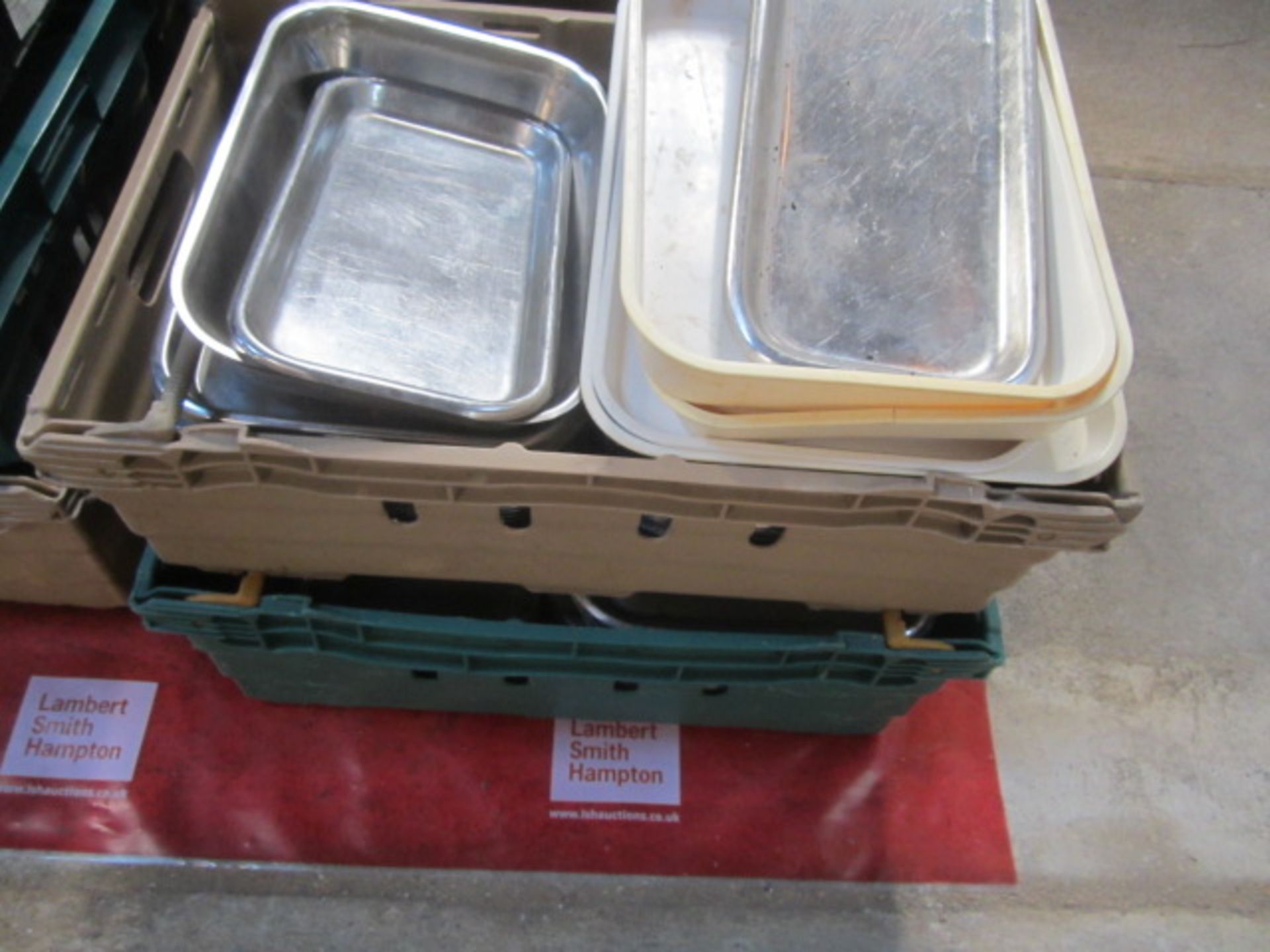Twelve plastic crates and contents to include various pots, pans, serving trays, display baskets, - Image 5 of 10