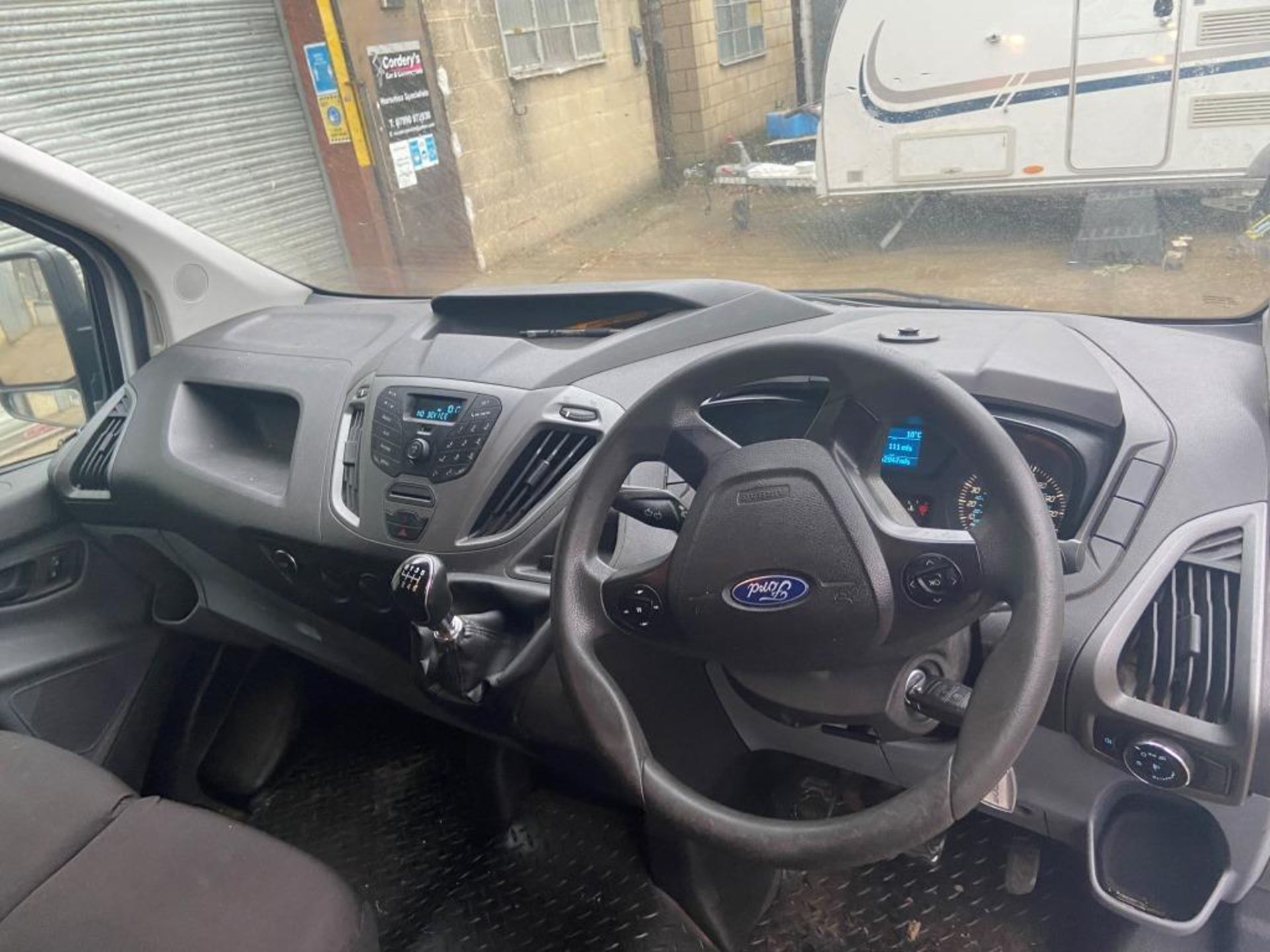 Ford Transit Custom 290 Eco-Tech panel van (2014) - Image 17 of 30