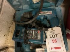 Makita 6695D 9.6v cordless drill with charger