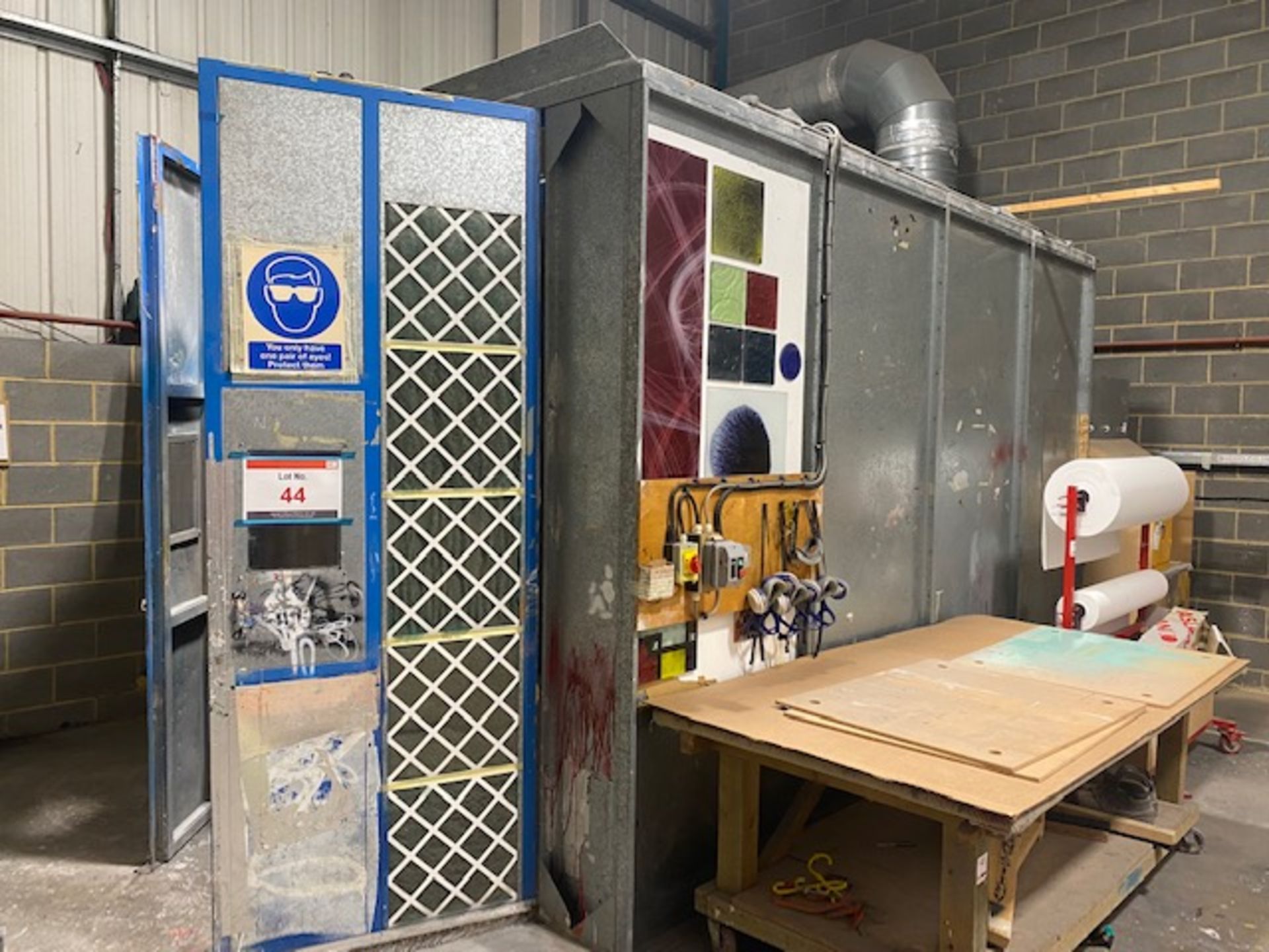 Purpose built spray booth c/w filtering unit and lighting size approx L 5.5m W 3.2m H 3.1m (Internal