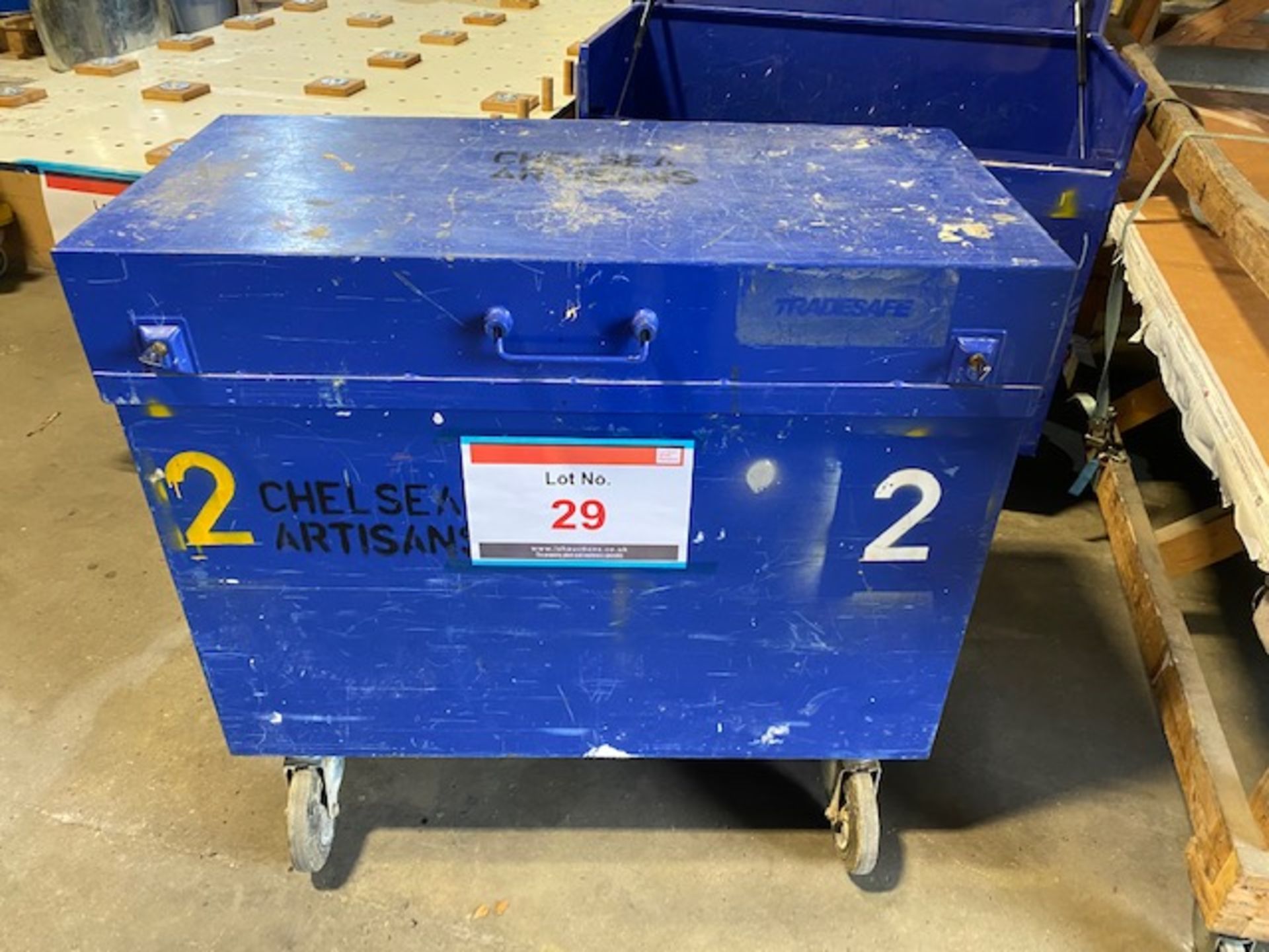 Steel lockable mobile tool chest c/w keys L 1160mm x W 570mm x H 1100mm