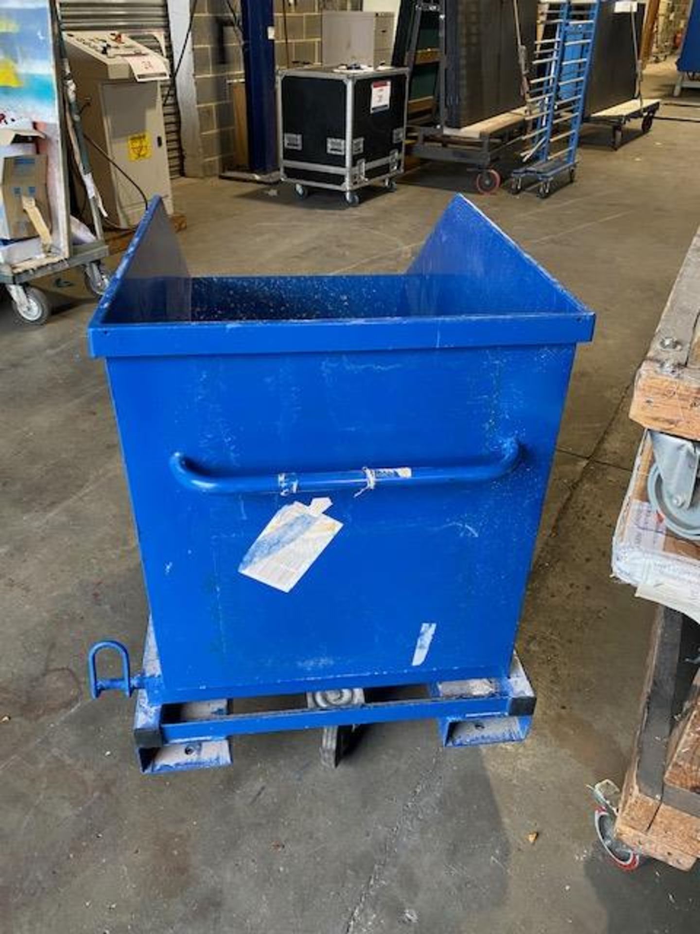 Empteezy Tipping Skip Max 1500Kg L 1550mm x W 1550mm x H 1020mm - Image 2 of 2