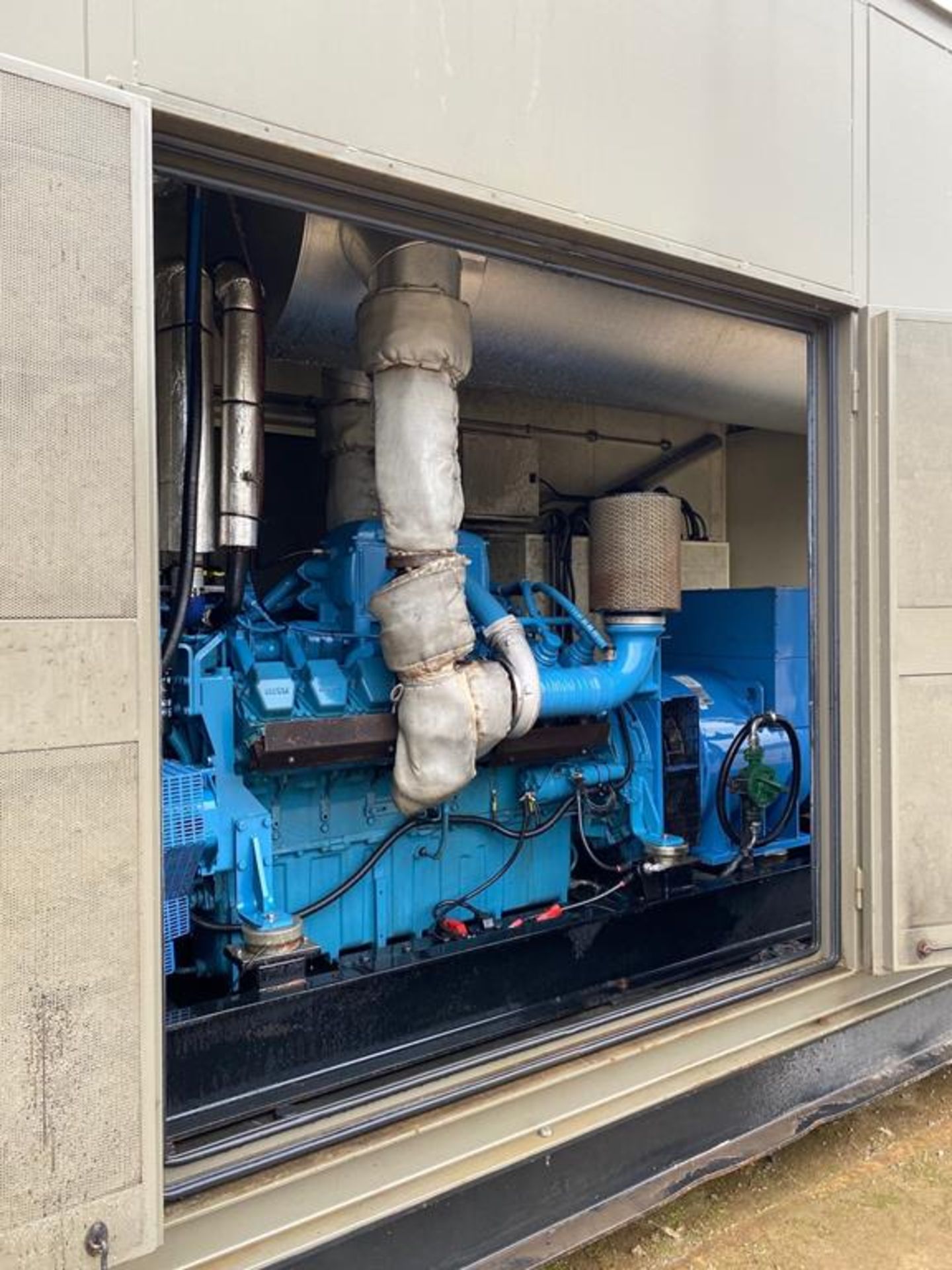 MTU 16V 1000KVA Containerised Diesel Generator - Image 9 of 11