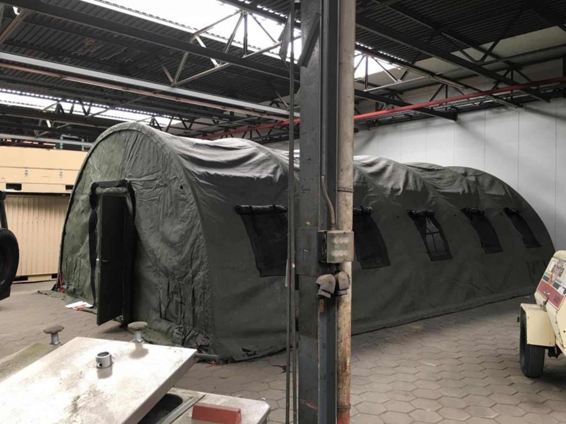 1 x New Alaska Shelter Kit - Image 2 of 3