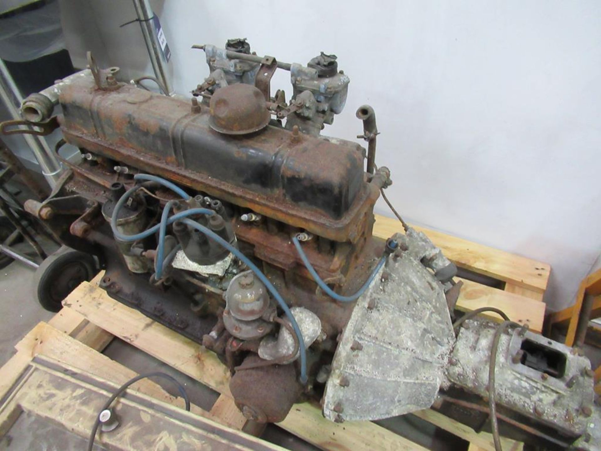 A Triumph Six Cylinder Petrol Engine c/w Gearbox - Image 3 of 5