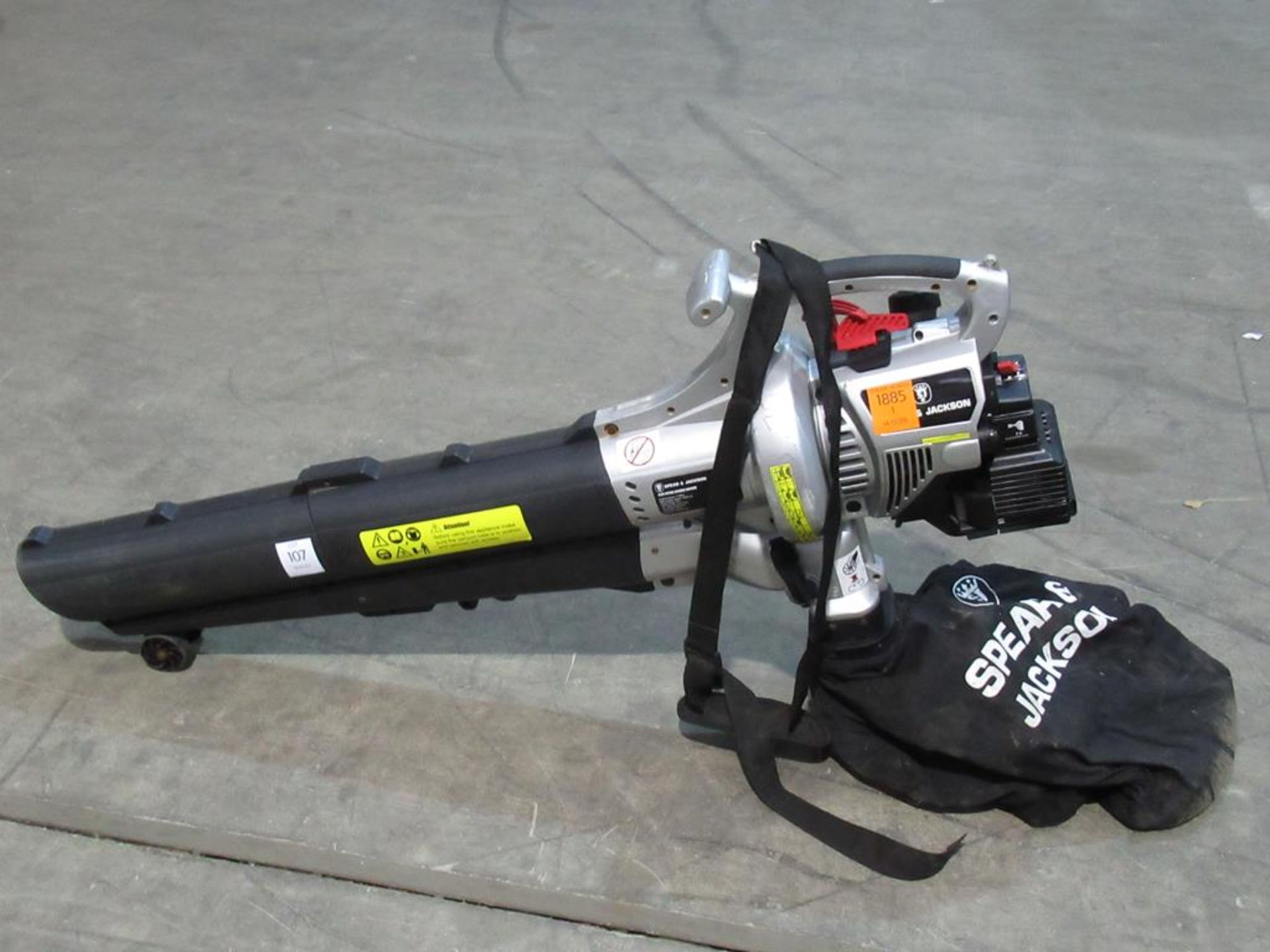 Spear & Jackson petrol leaf blower