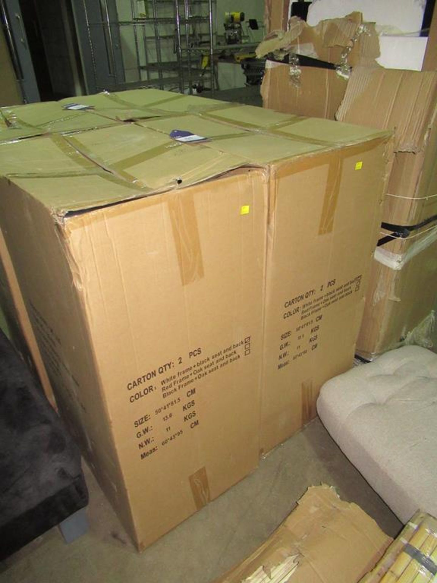 2 x boxes of 'white frame and black seat and back' chairs - Image 2 of 4