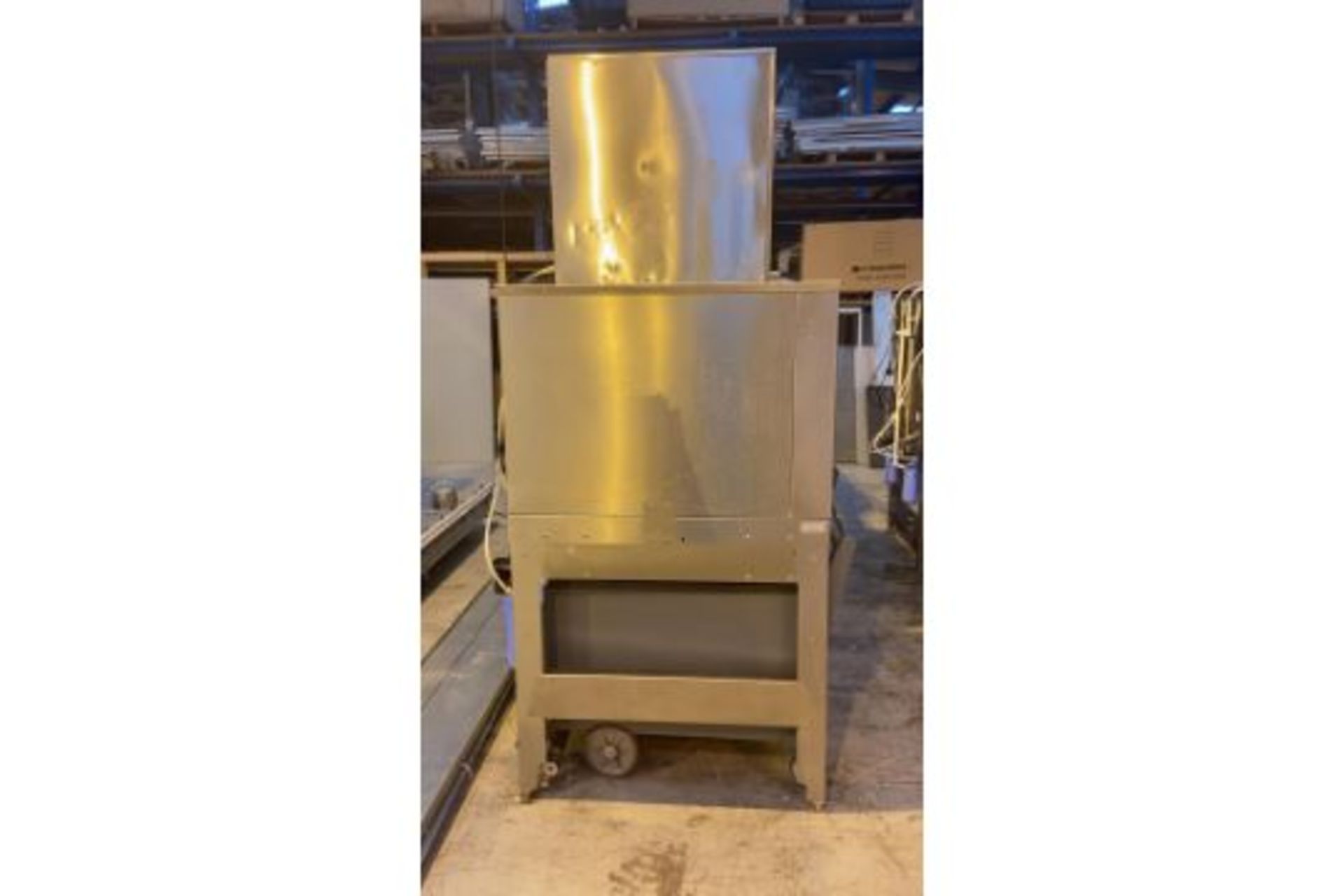 An ICS 700P Commercial Ice Making Machine - Image 2 of 4