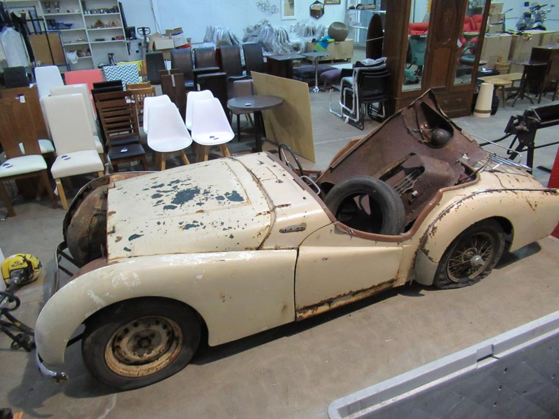 Triumph TR3 (No Engine) Reg YKN 270. C/W V5 - Image 14 of 18