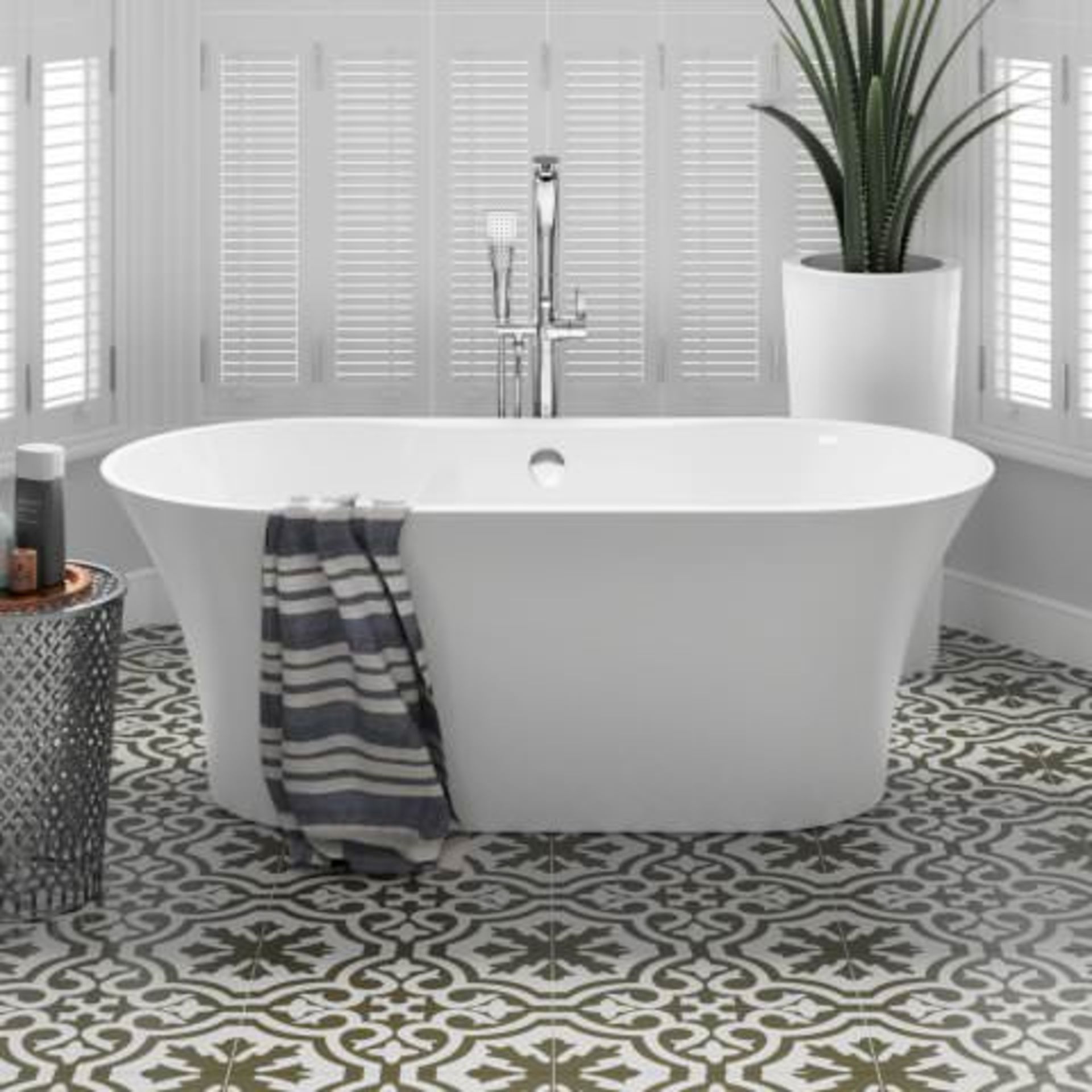 NEW 1600x750mm Ella Freestanding Bath - Large.RRP £2,499.BR259.This gloss white free-standing bath