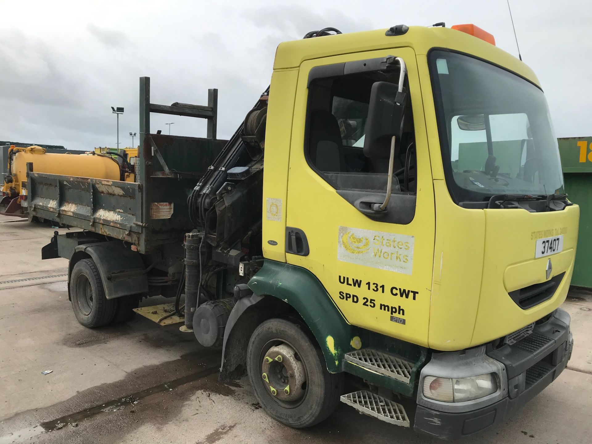 2001 Renault Midlum 210 Tipper with Crane