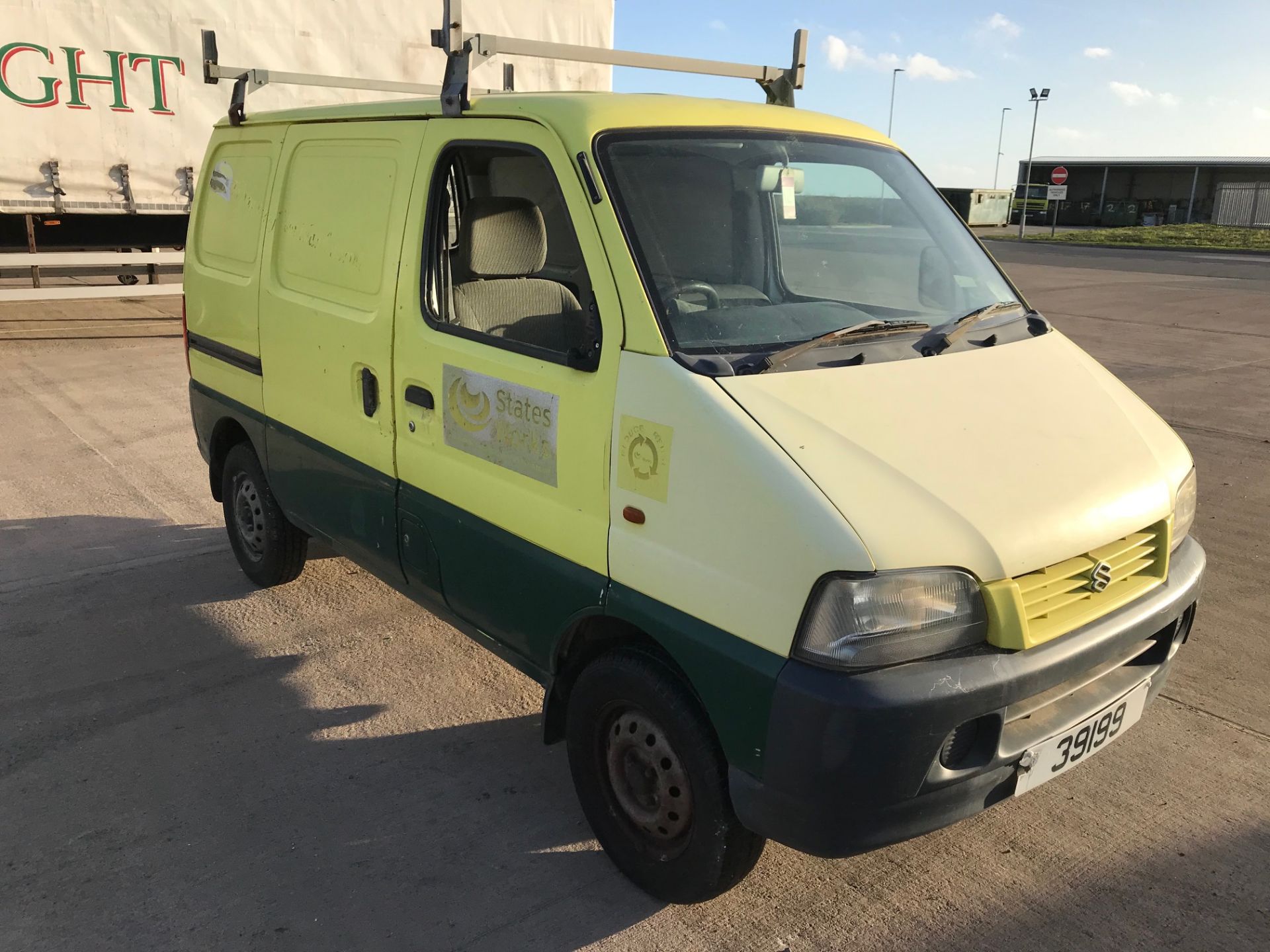 2005 Suzuki Carry Panel Van - Image 3 of 6